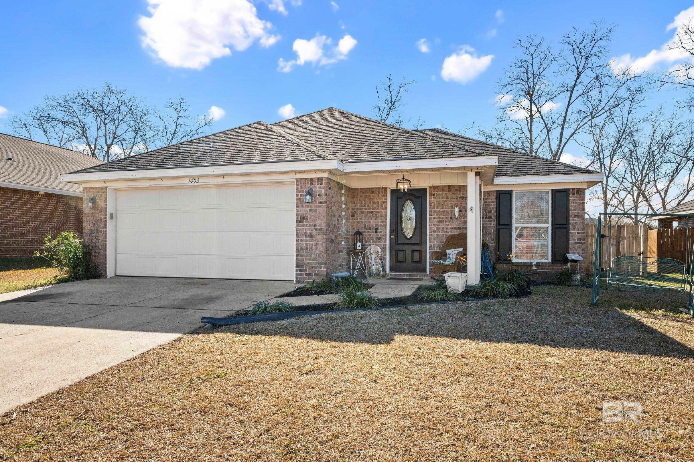 Property Photo:  1603 Abbey Loop  AL 36535 