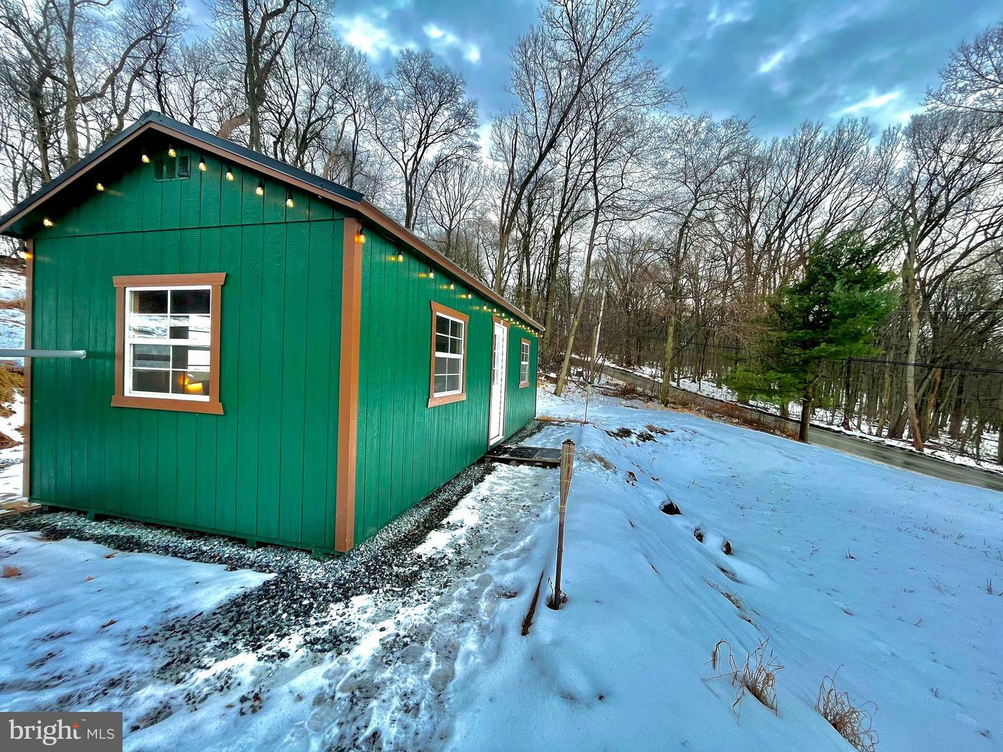 Property Photo:  1221 River Road  PA 17532 