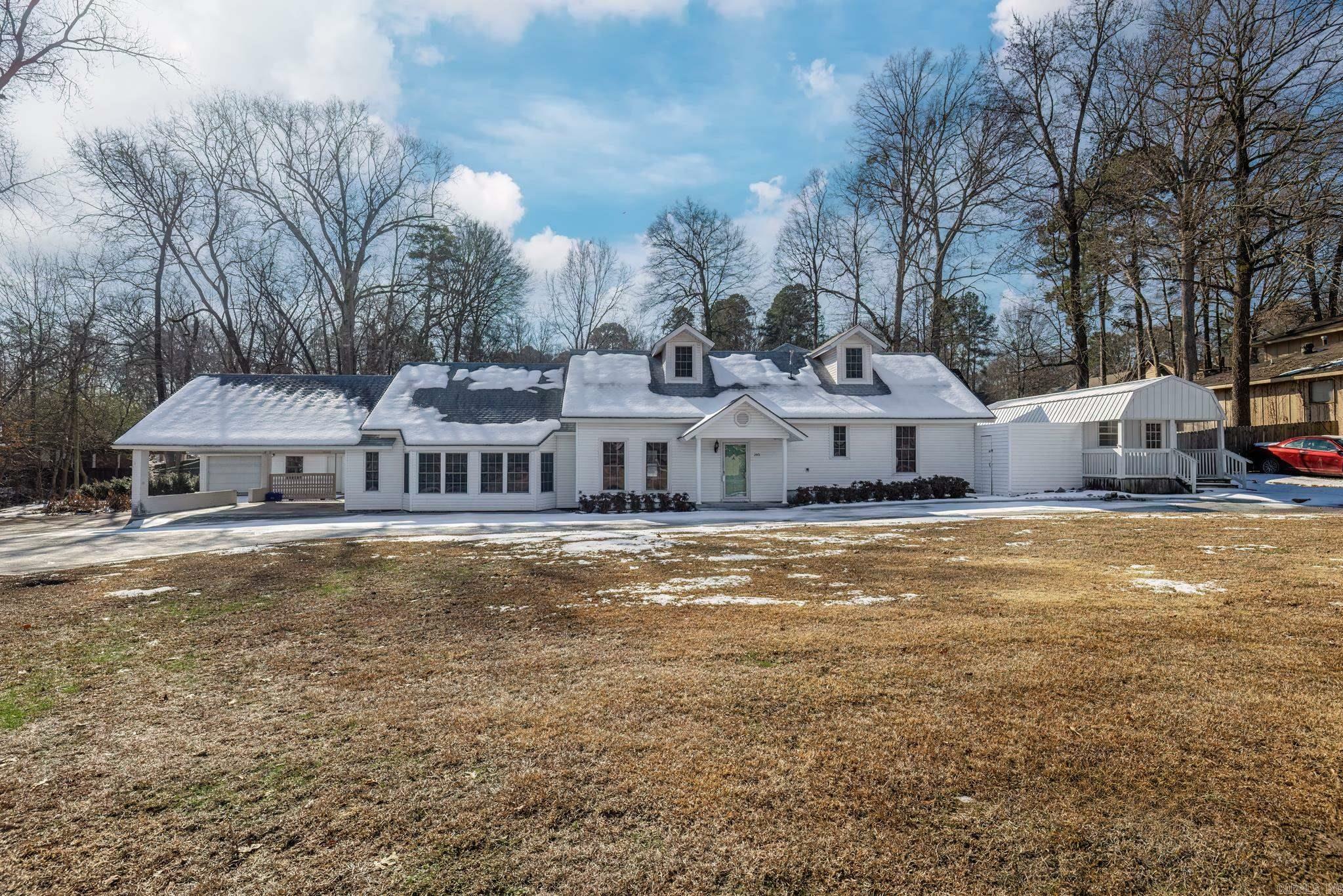 Property Photo:  2401 Forrest Park Drive  AR 71923 