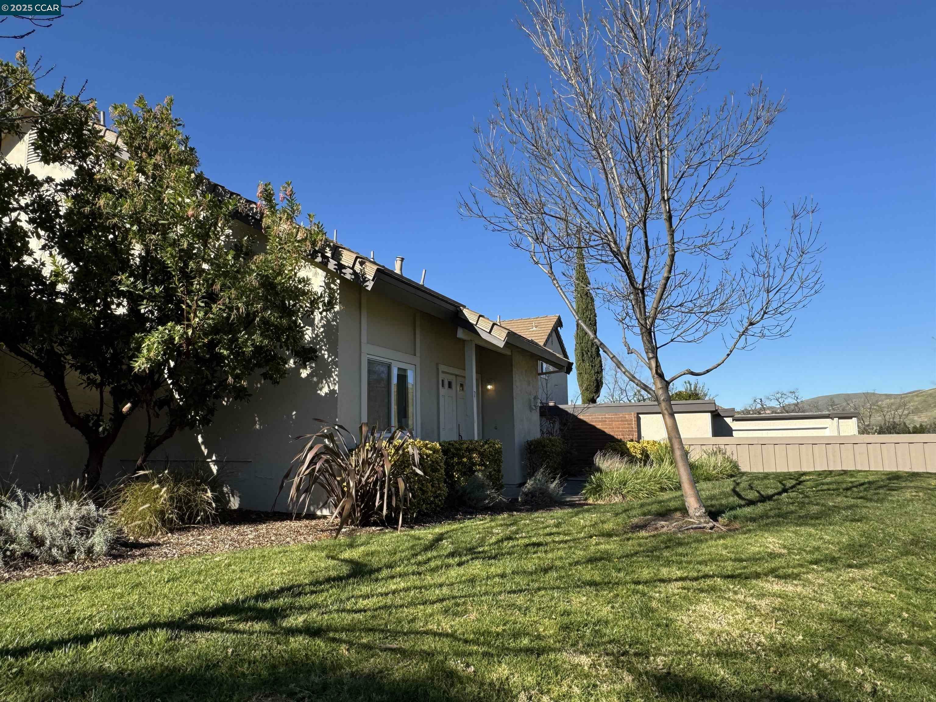 Property Photo:  7 Mt Wilson Way  CA 94517 