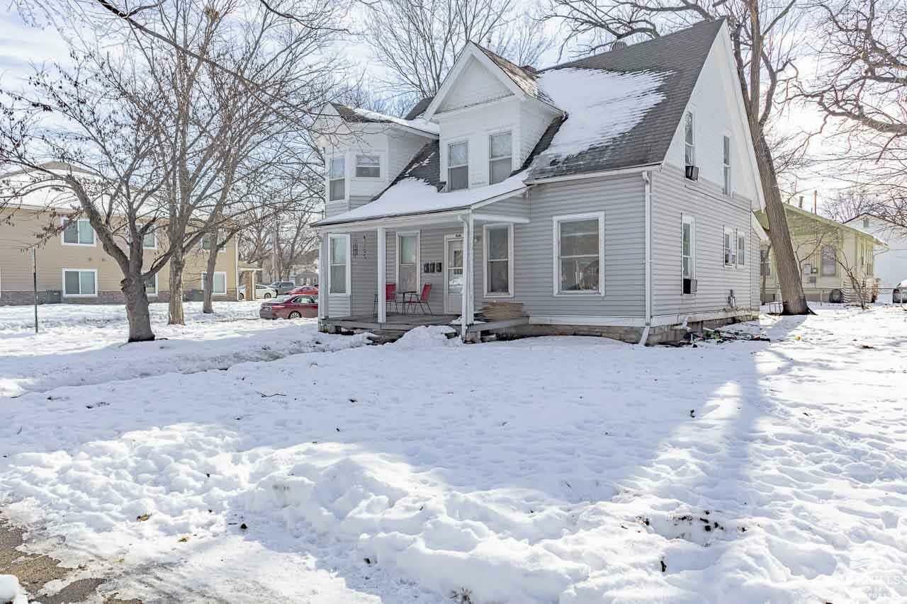 Property Photo:  1001 Fremont Street  KS 66502 