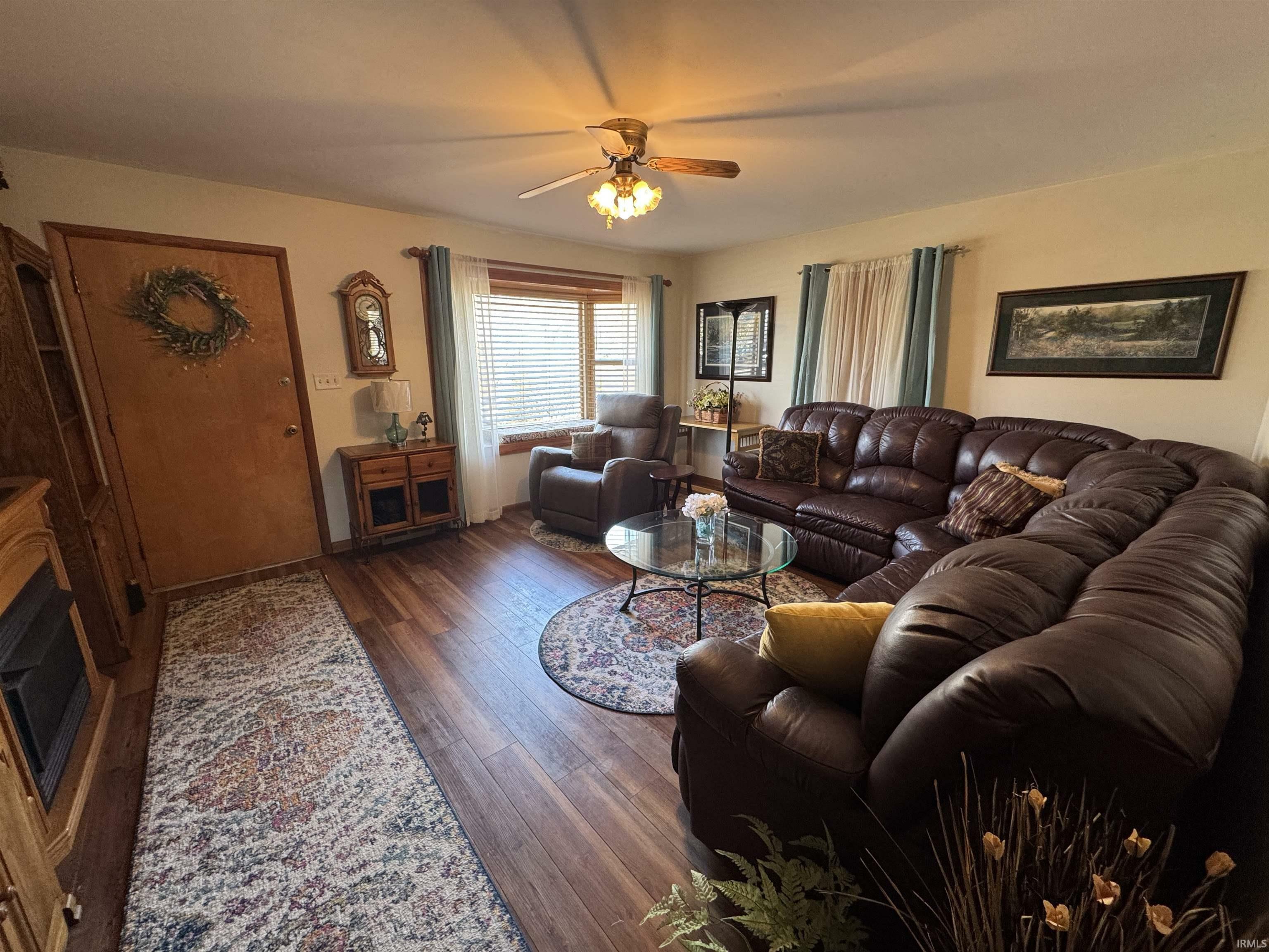 Property Photo:  4633 Lincoln Court  IN 47630 