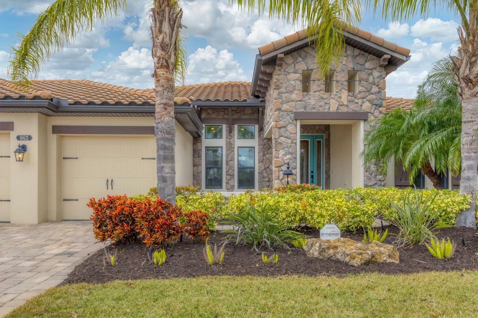 Property Photo: 16621 Berwick Terrace FL 34202