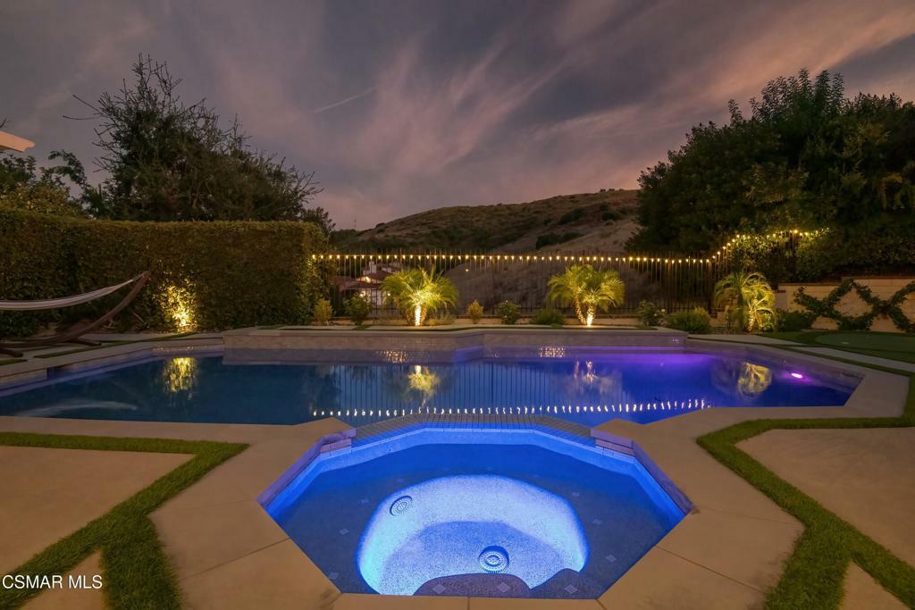 Property Photo:  29650 Kimberly Drive  CA 91301 