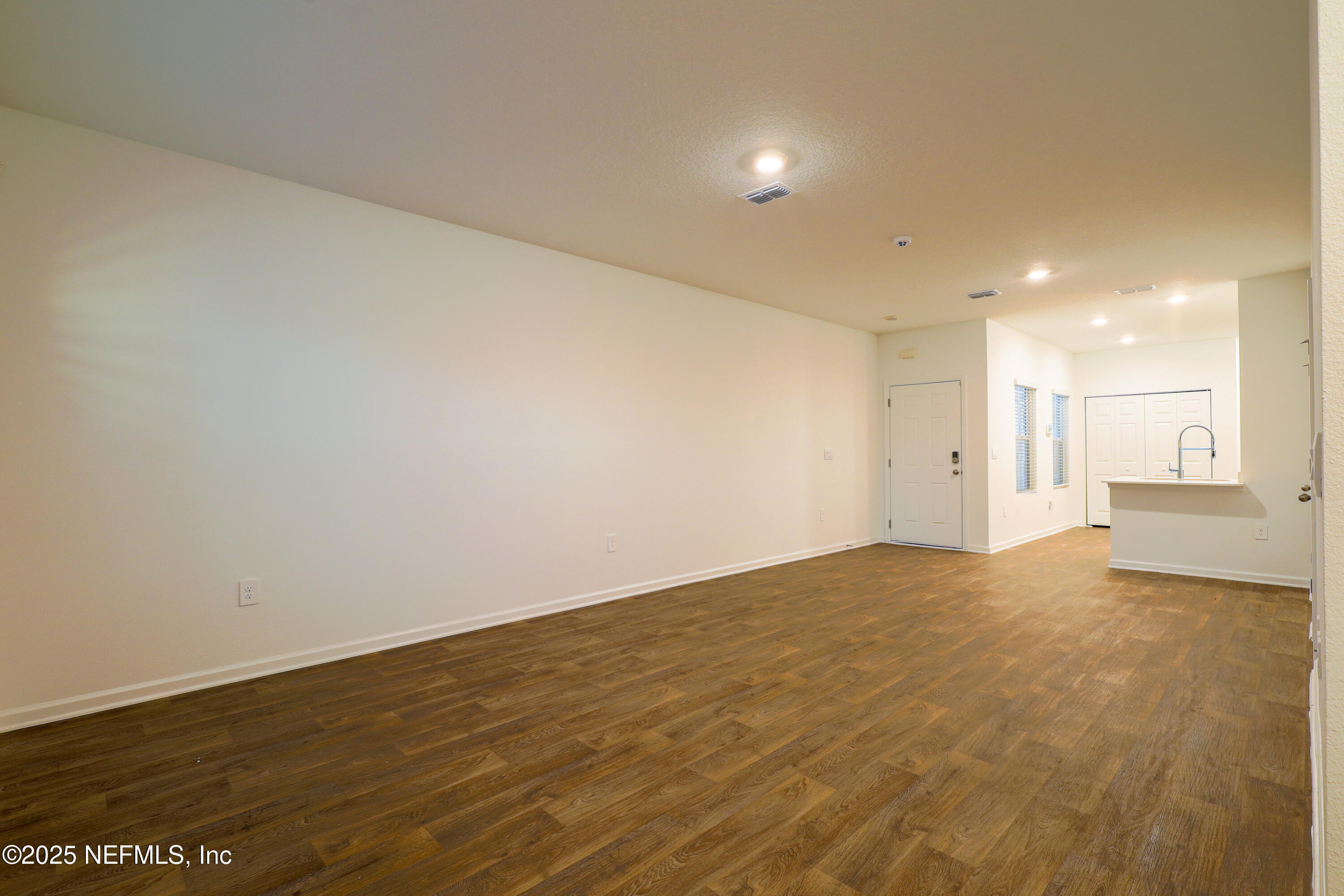 Property Photo:  3540 Prairie Wind Court  FL 32068 