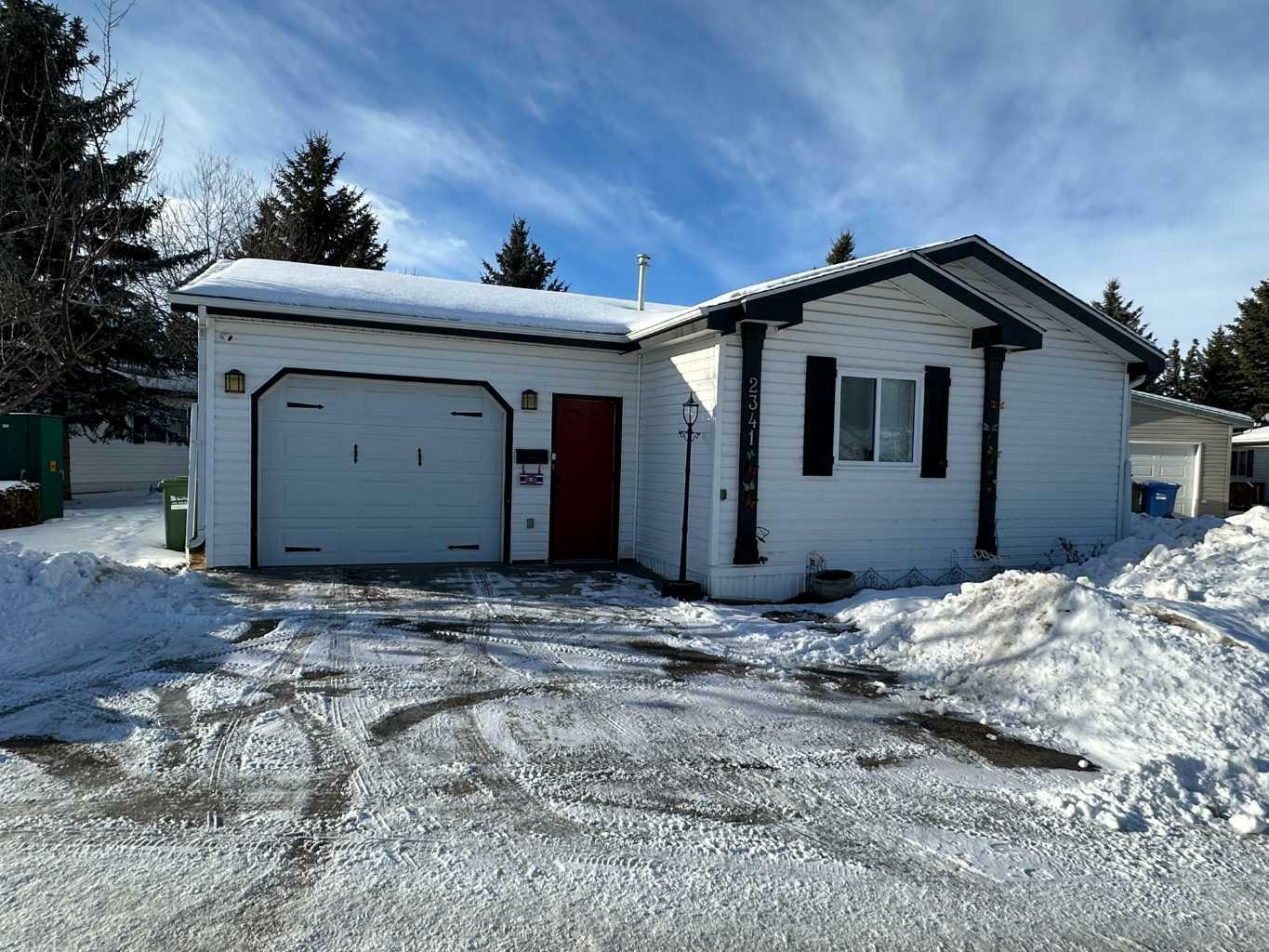 2341 Danielle Drive  Red Deer AB T4R 2Z8 photo