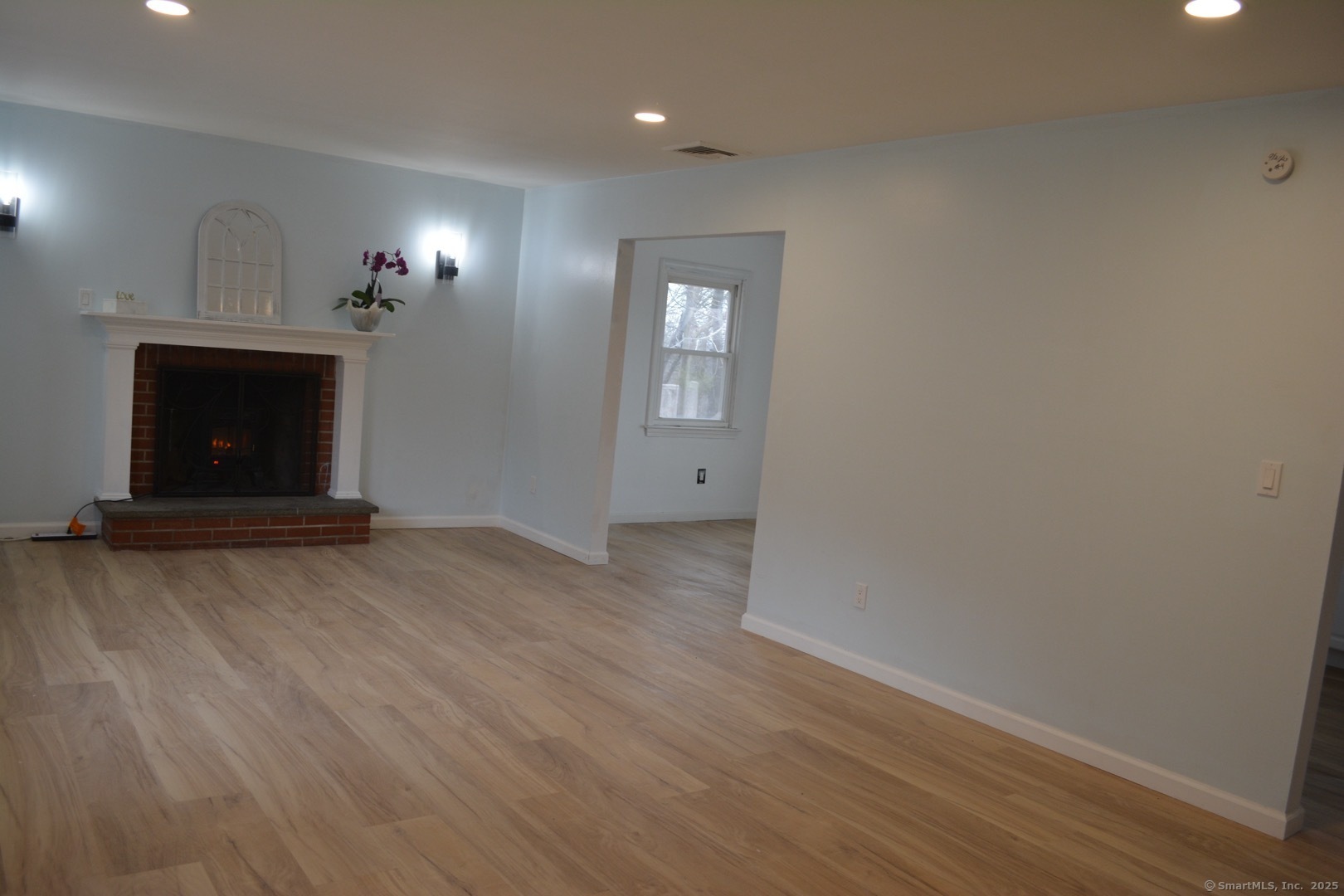 Property Photo:  4 Fordyce Court  CT 06776 