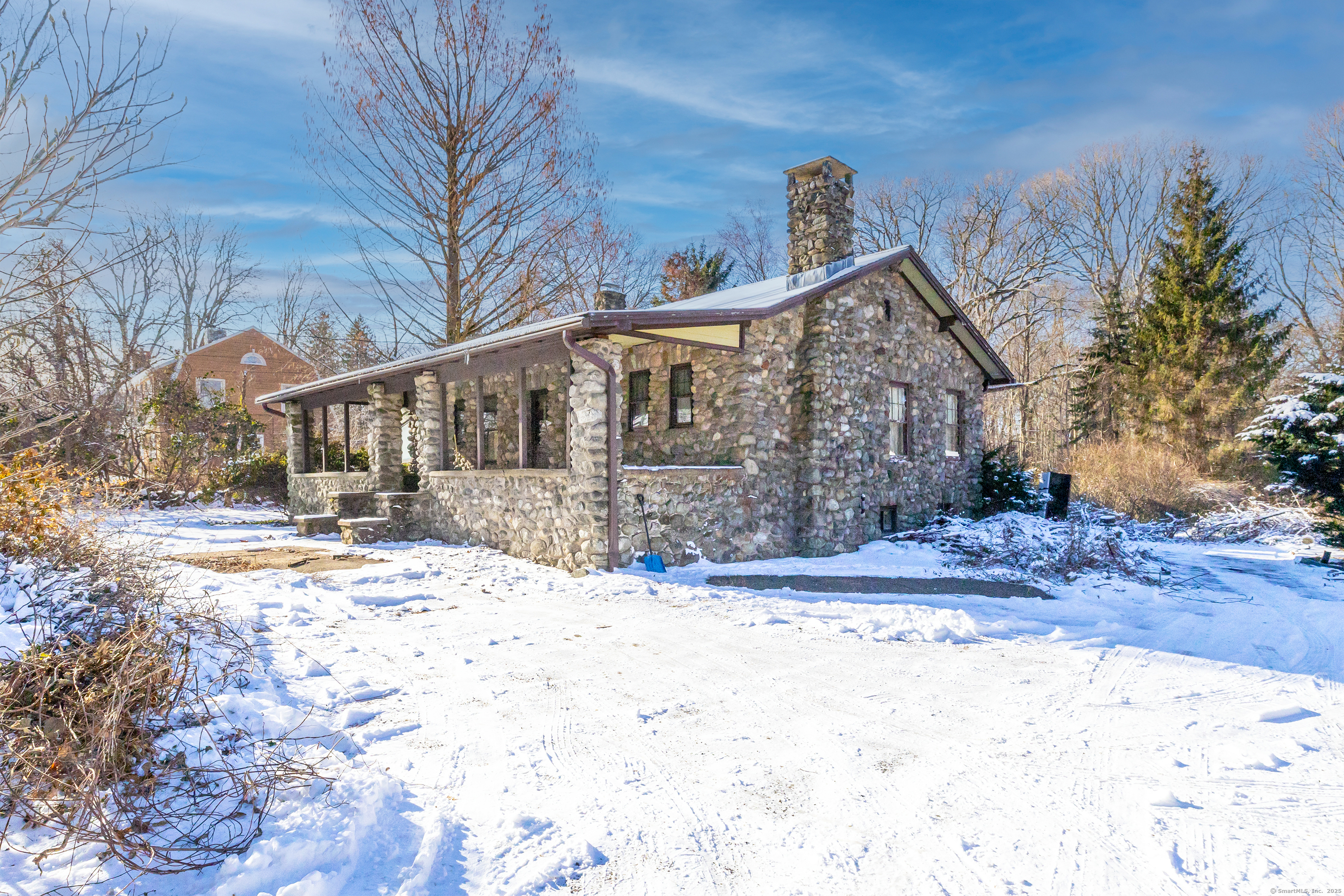 Property Photo:  884 Grassy Hill Road  CT 06477 