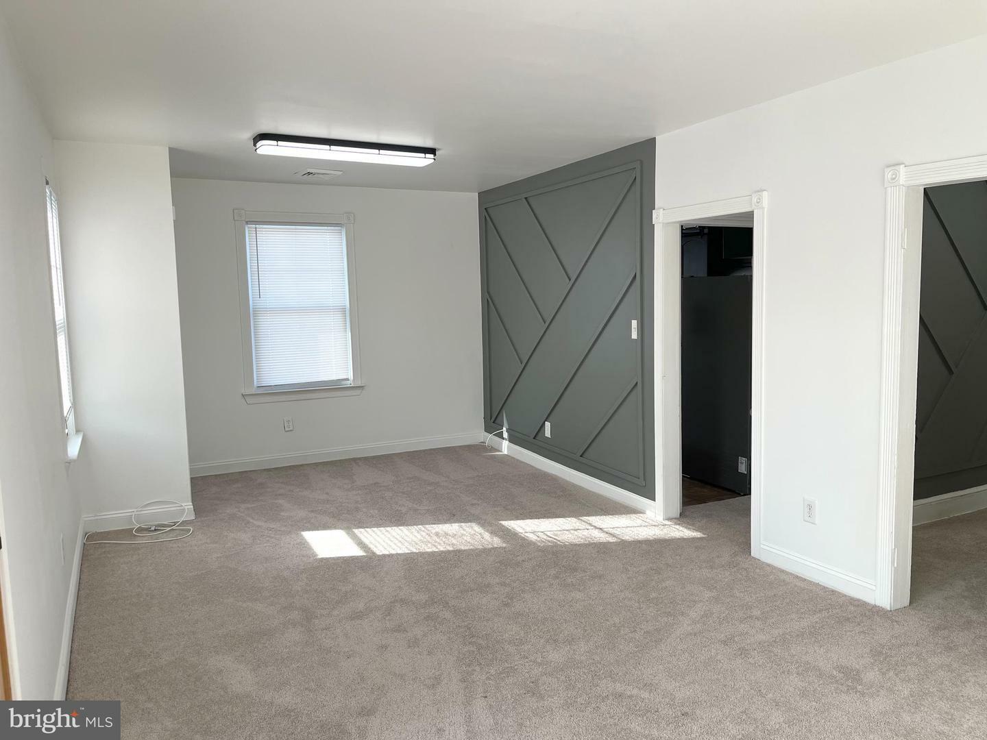 Property Photo:  519 Oaklawn Avenue B/2nd Fl  NJ 08107 