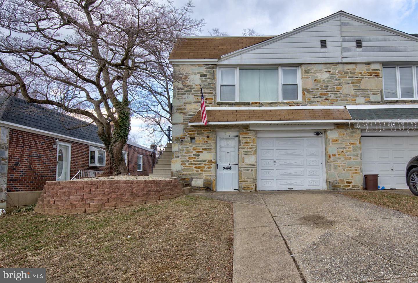 777 Cinnaminson Street  Philadelphia PA 19128 photo