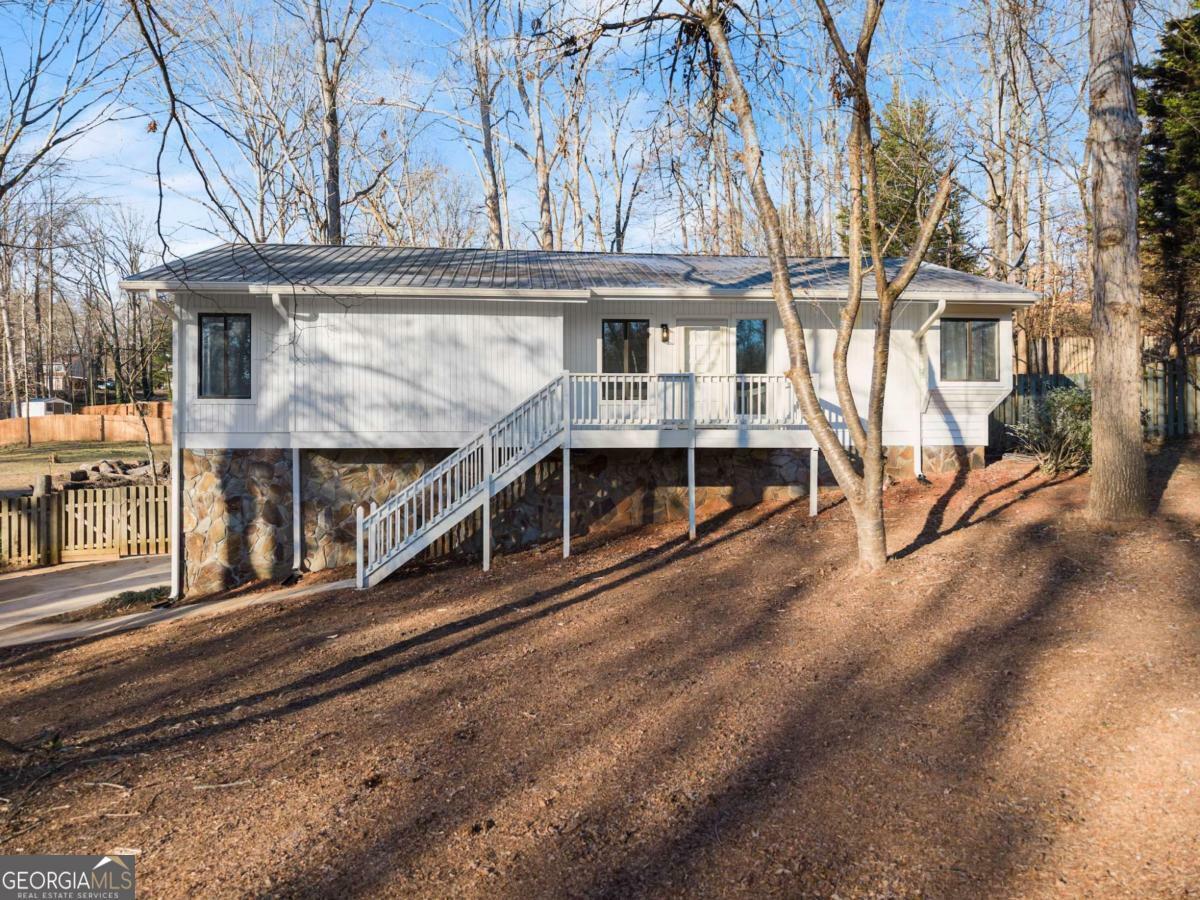 Property Photo:  3920 Stone Creek Circle  GA 30041 