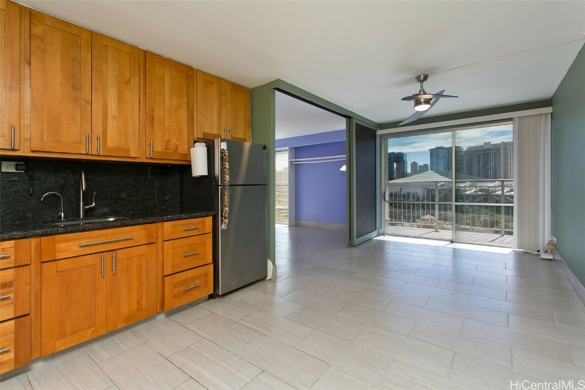 Property Photo:  1655 Makaloa Street 1212  HI 96814 