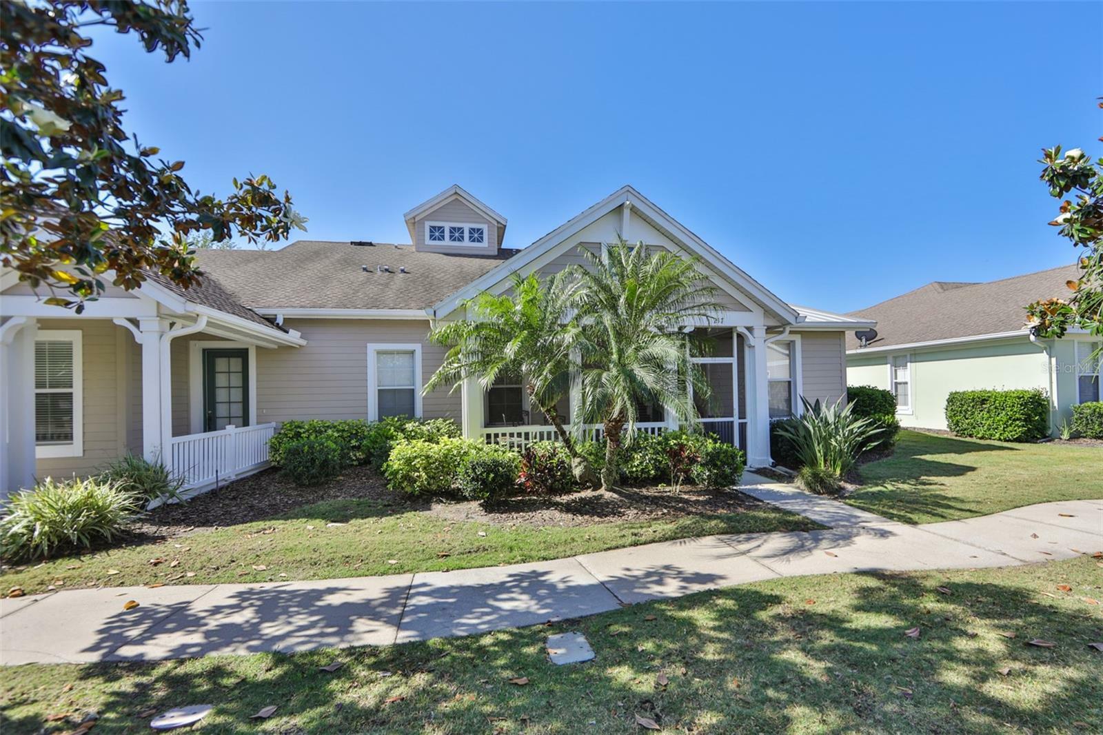 Property Photo:  217 Oceania Court  FL 33572 