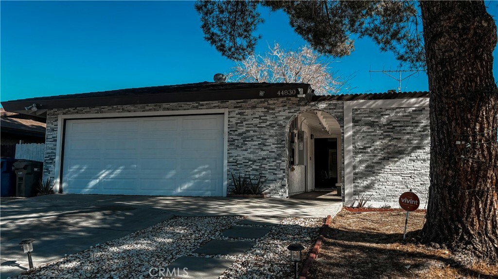 Property Photo:  44830 Denmore Avenue  CA 93535 