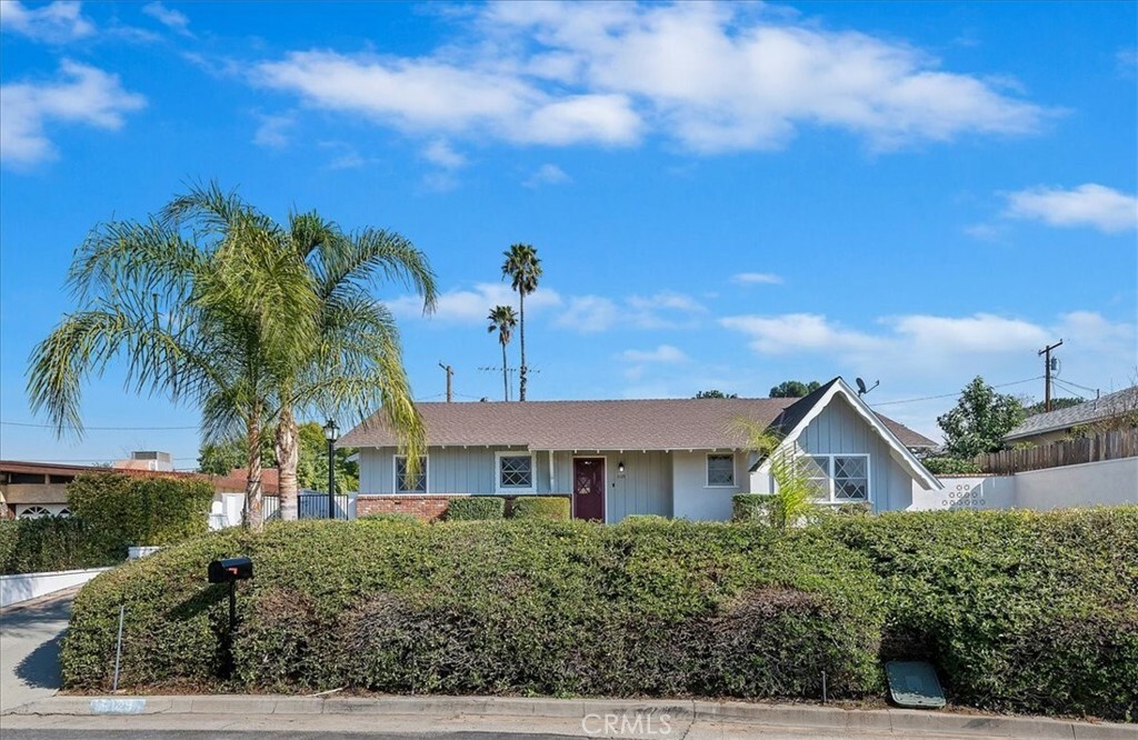 Property Photo:  5129 Carlingford Avenue  CA 92504 