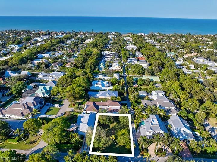 Property Photo: 245 5th St N FL 34102