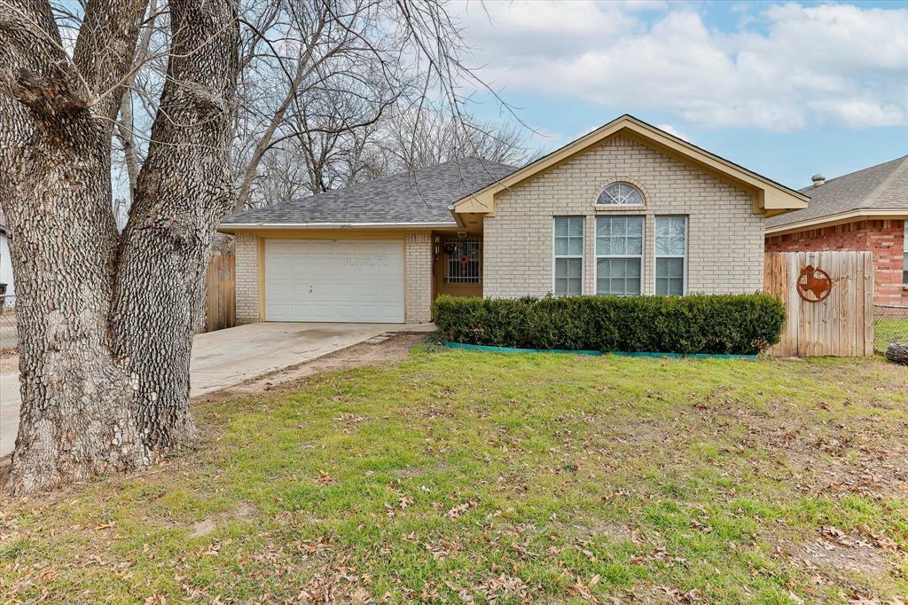 Property Photo:  3702 N Crump Street  TX 76106 