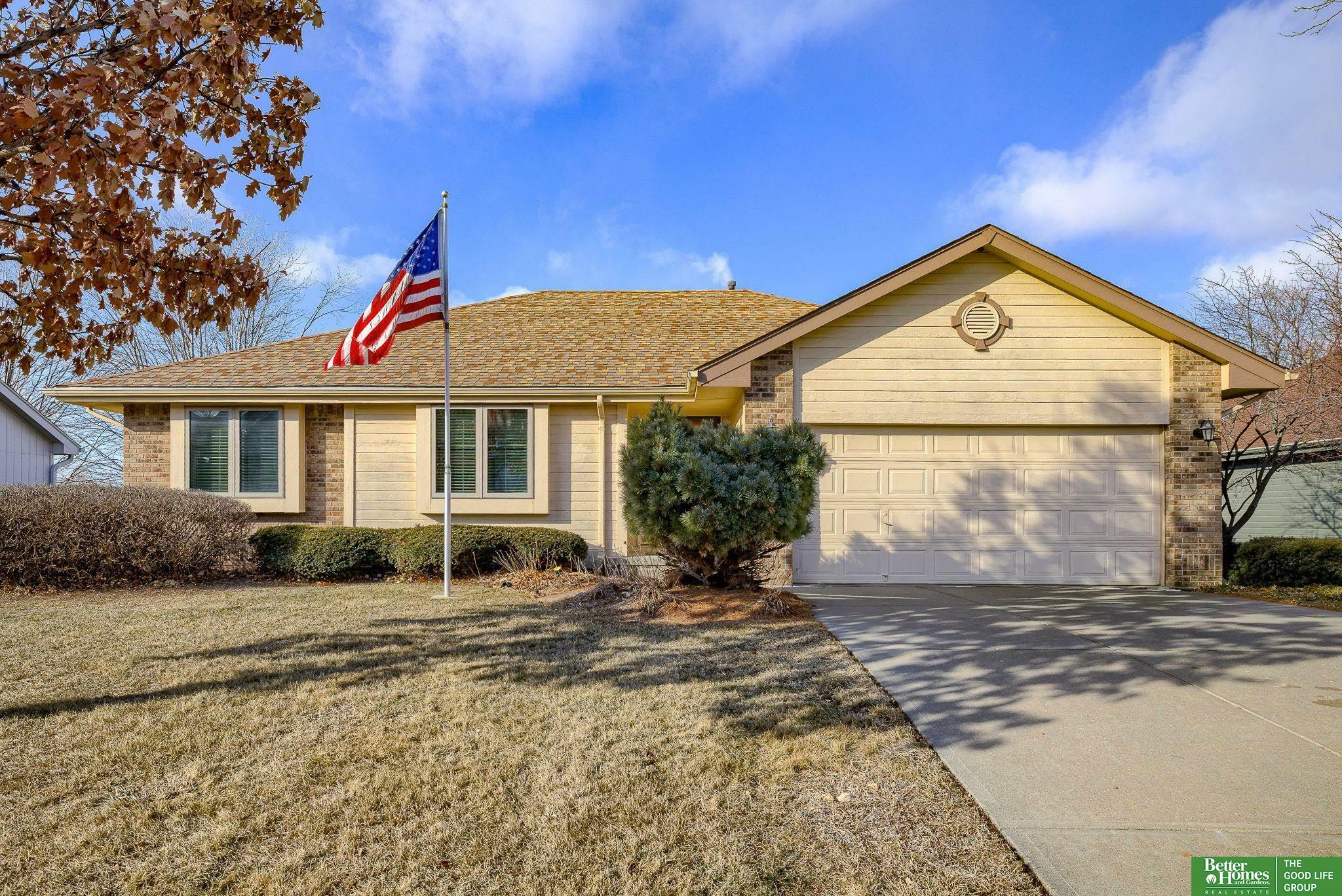 2216 N 151st Street  Omaha NE 68116 photo
