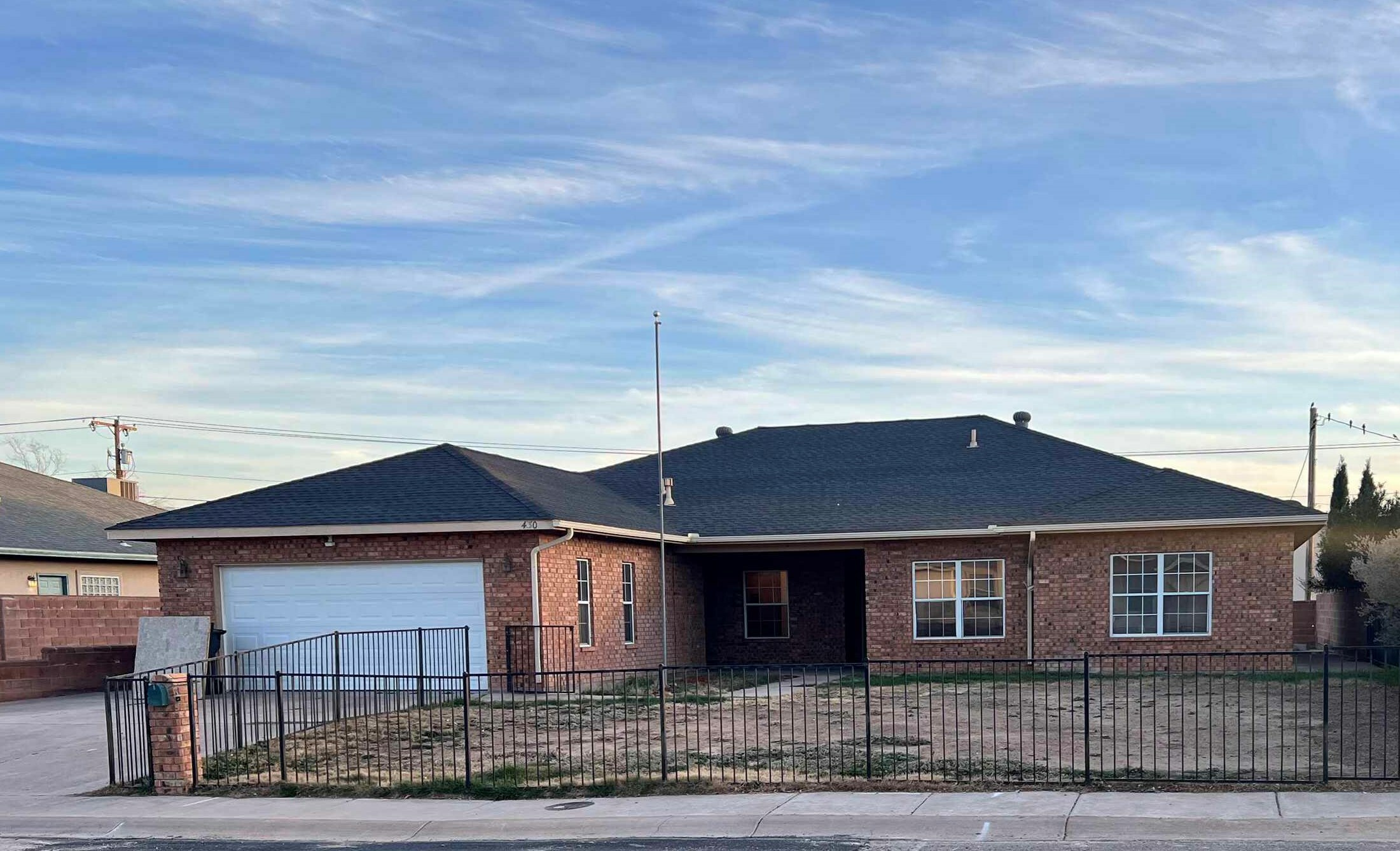 Property Photo:  430 Cottonwood Dr  NM 88310 