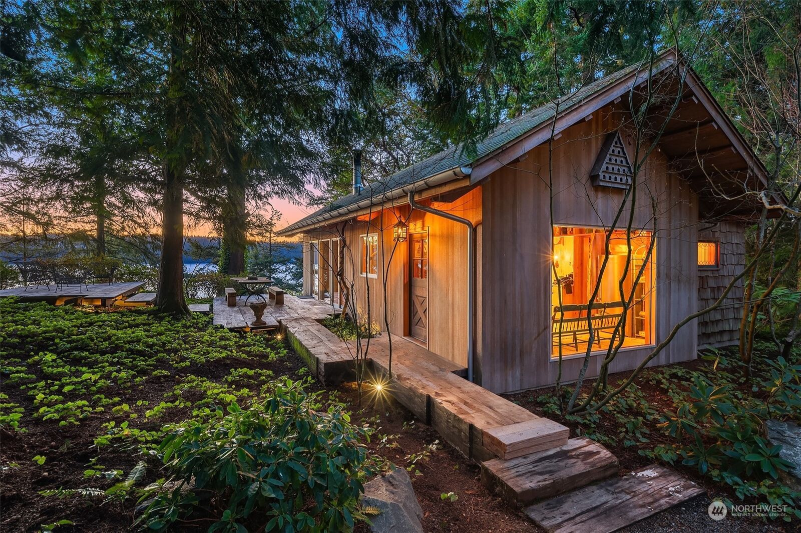 Property Photo: 23709 147th Avenue SW WA 98070