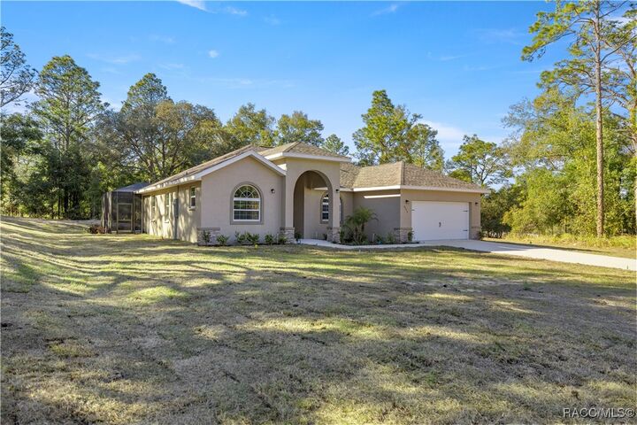 Property Photo:  4334 N Grasstree Drive  FL 34465 