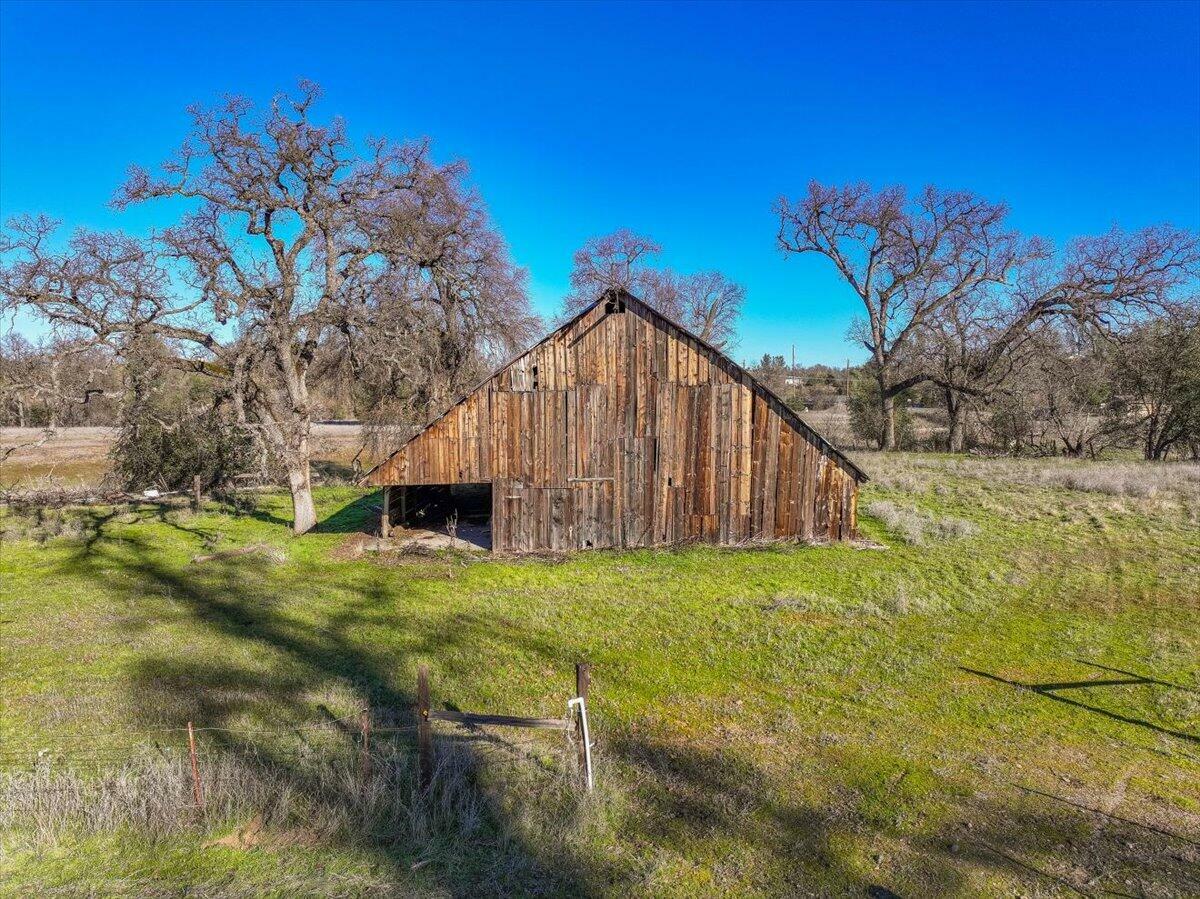 Property Photo:  9422 Silver Bridge Road  CA 96073 