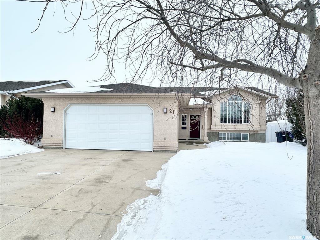 21 Campbell Crescent  Weyburn SK S4H 3M3 photo