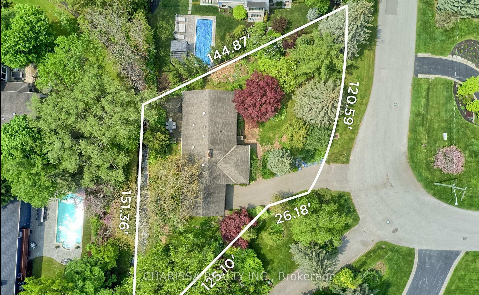 Property Photo: 1238 Donlea Crescent ON L6J 1V7