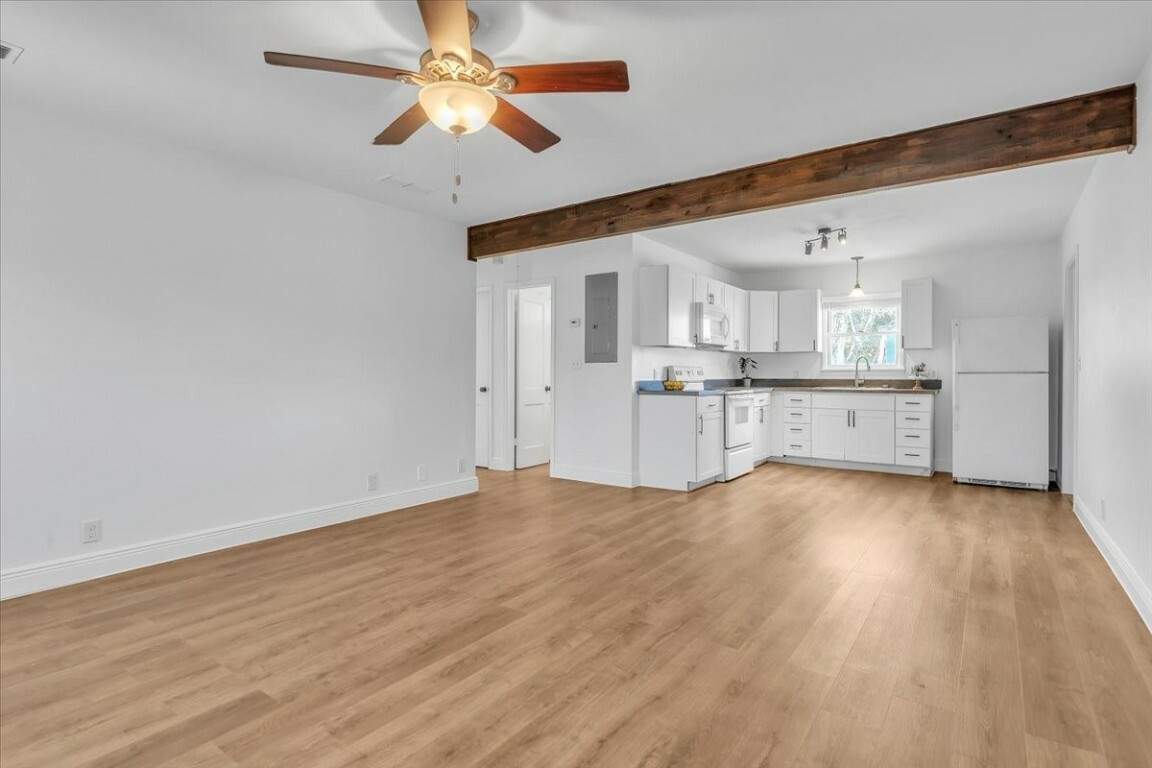 1641 Post Road  New Braunfels TX 78130 photo