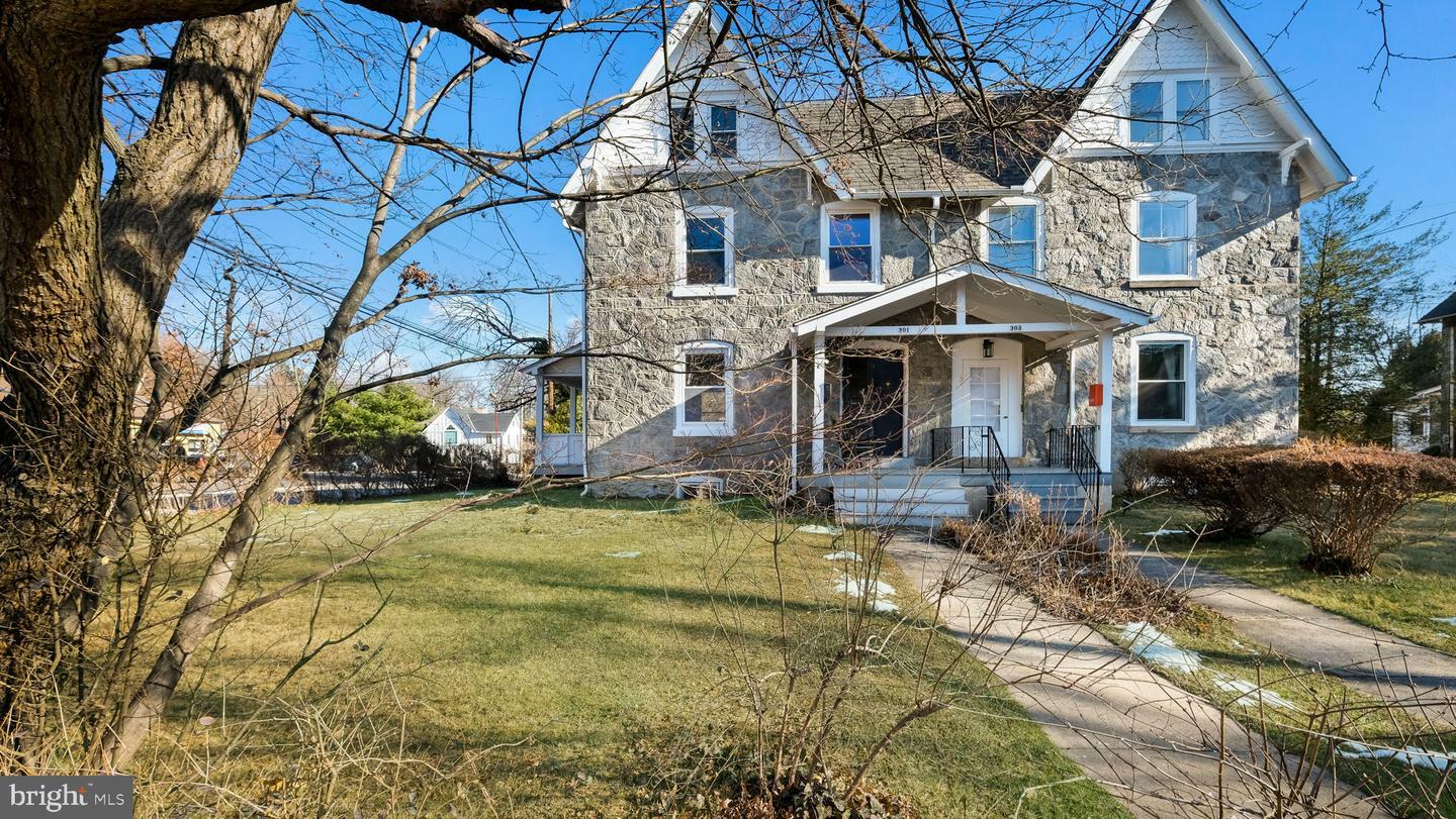 Property Photo:  301 S Chester Road  PA 19081 