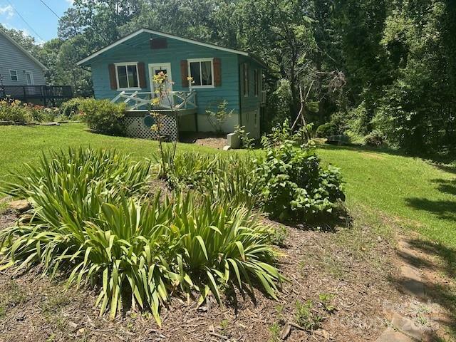 Property Photo: 198 Clouse Lane NC 28681