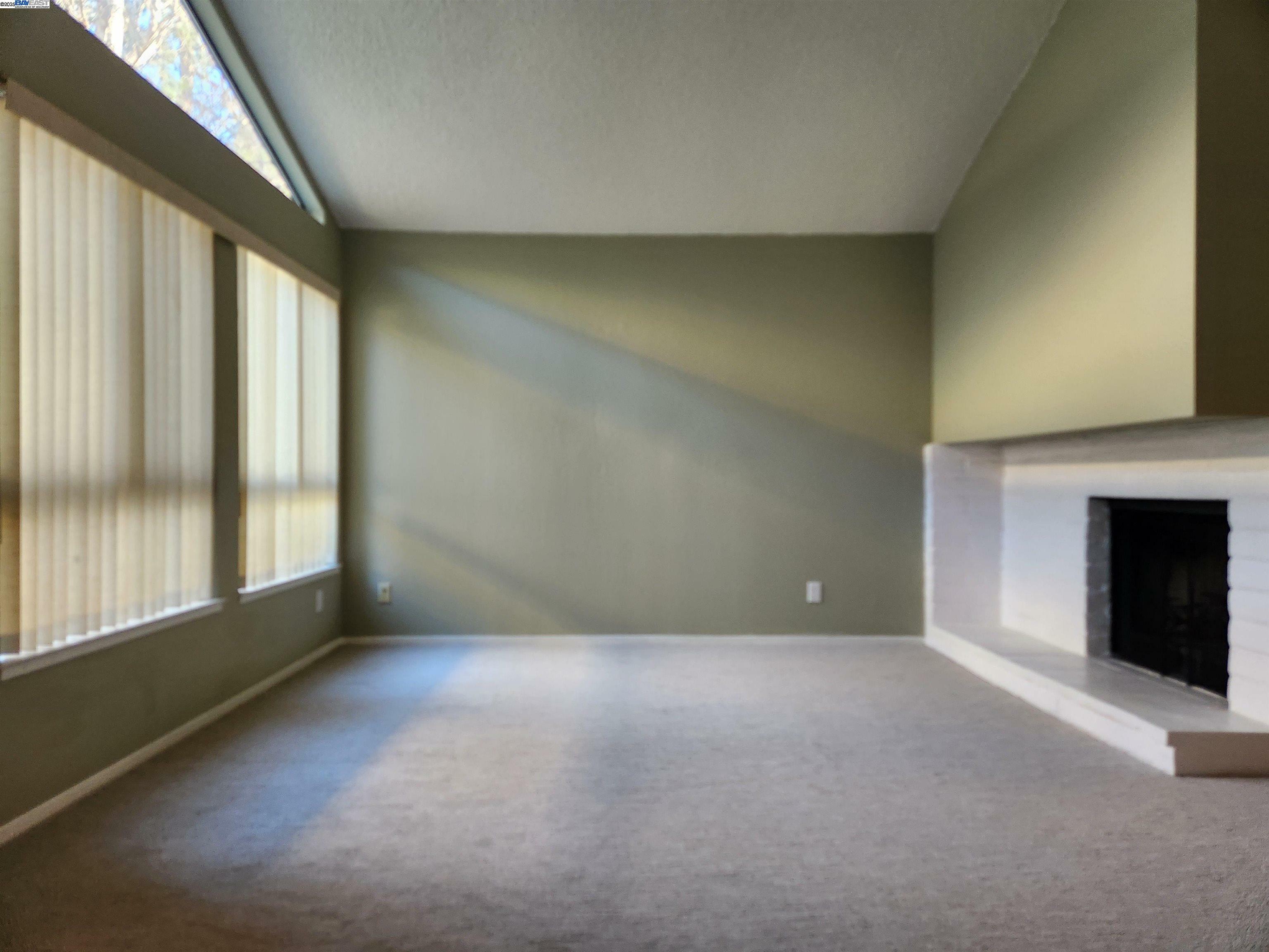 Property Photo:  218 Lagunaria Ln  CA 94502 