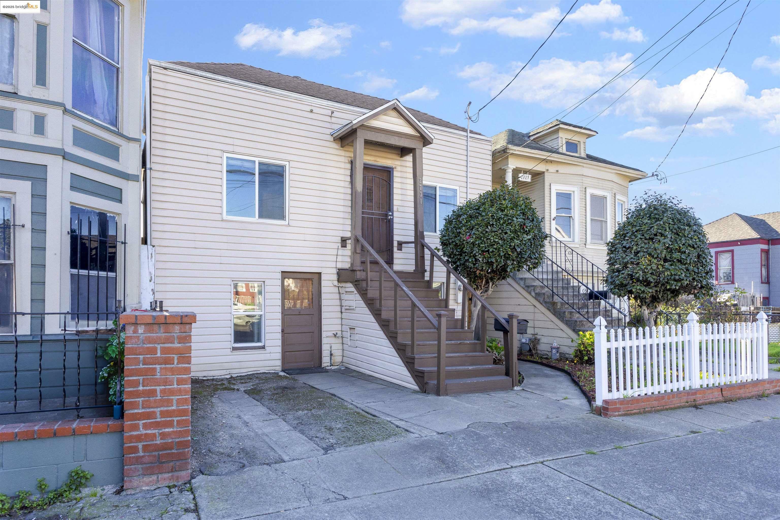 Property Photo:  2731 E 9th Street  CA 94601 