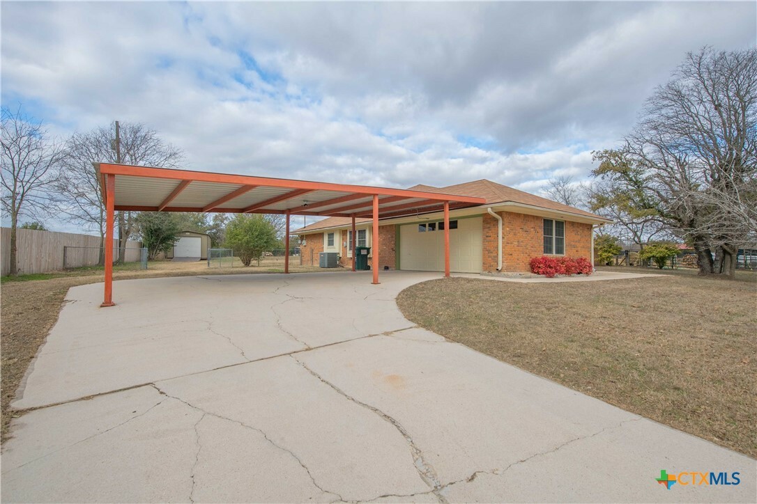 Property Photo:  3250 Sikes Drive  TX 76539 