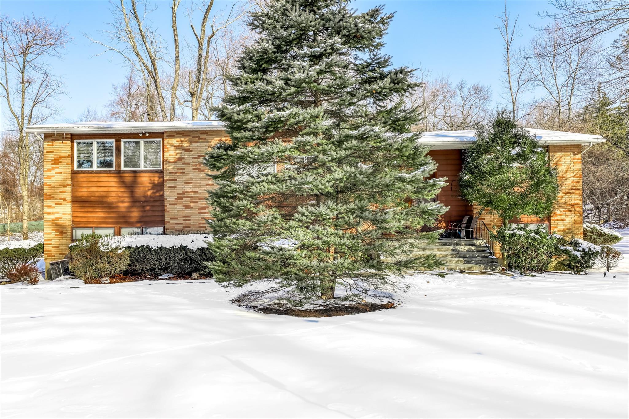 Property Photo: 2 Olympia Lane NY 10952