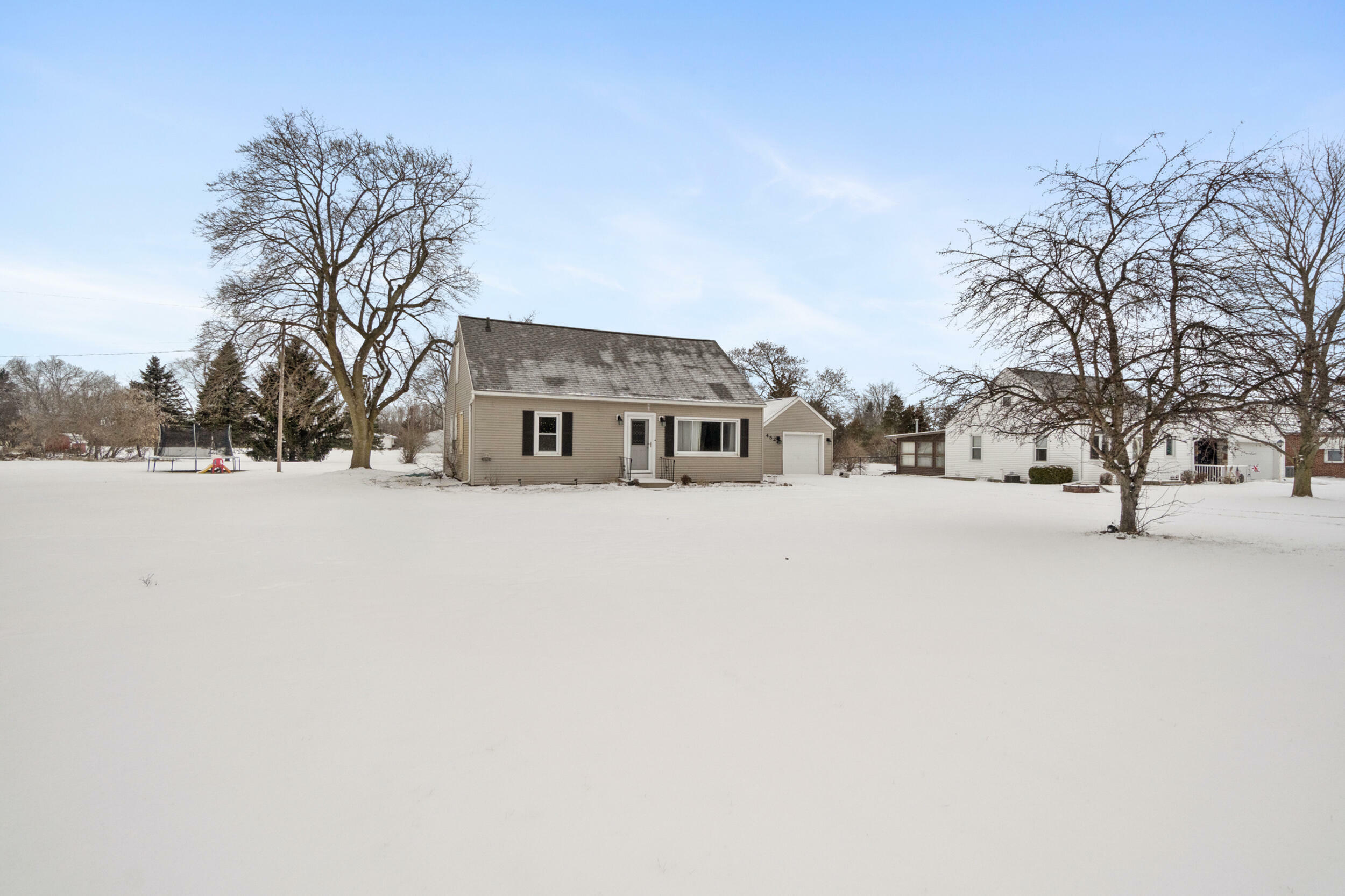 Property Photo:  4524 Brooklyn Road  MI 49201 