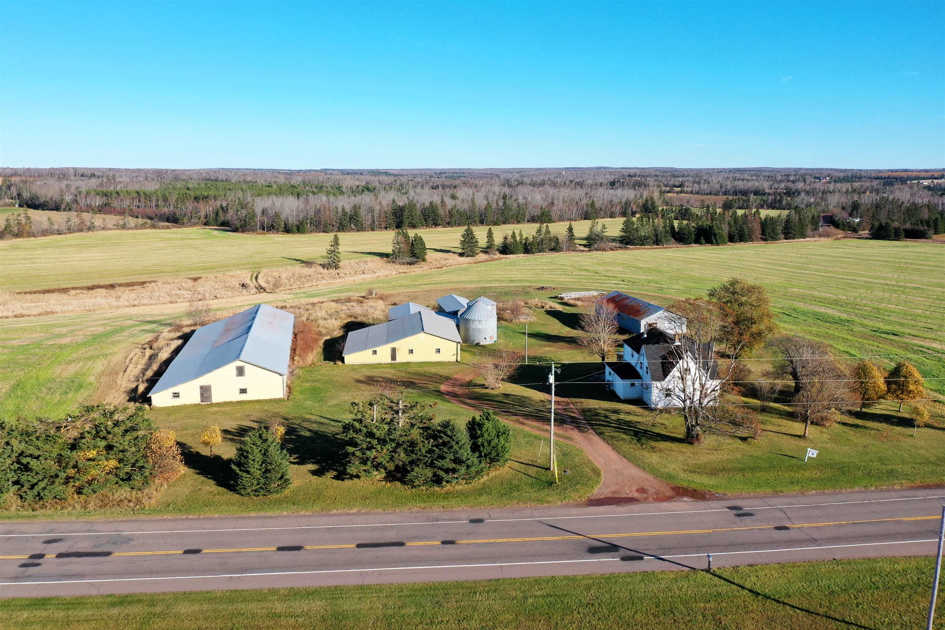 Photo de la propriété:  4426 Trans Canada Highway  PE C0A 1A0 