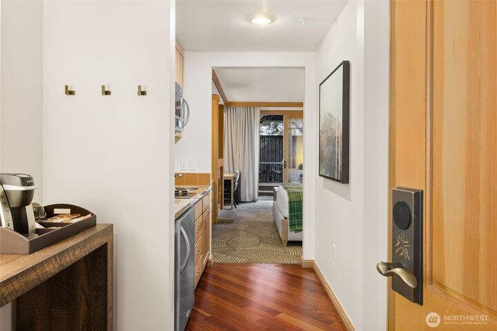 Property Photo:  3600  Suncadia Trail 2028  WA 98922 