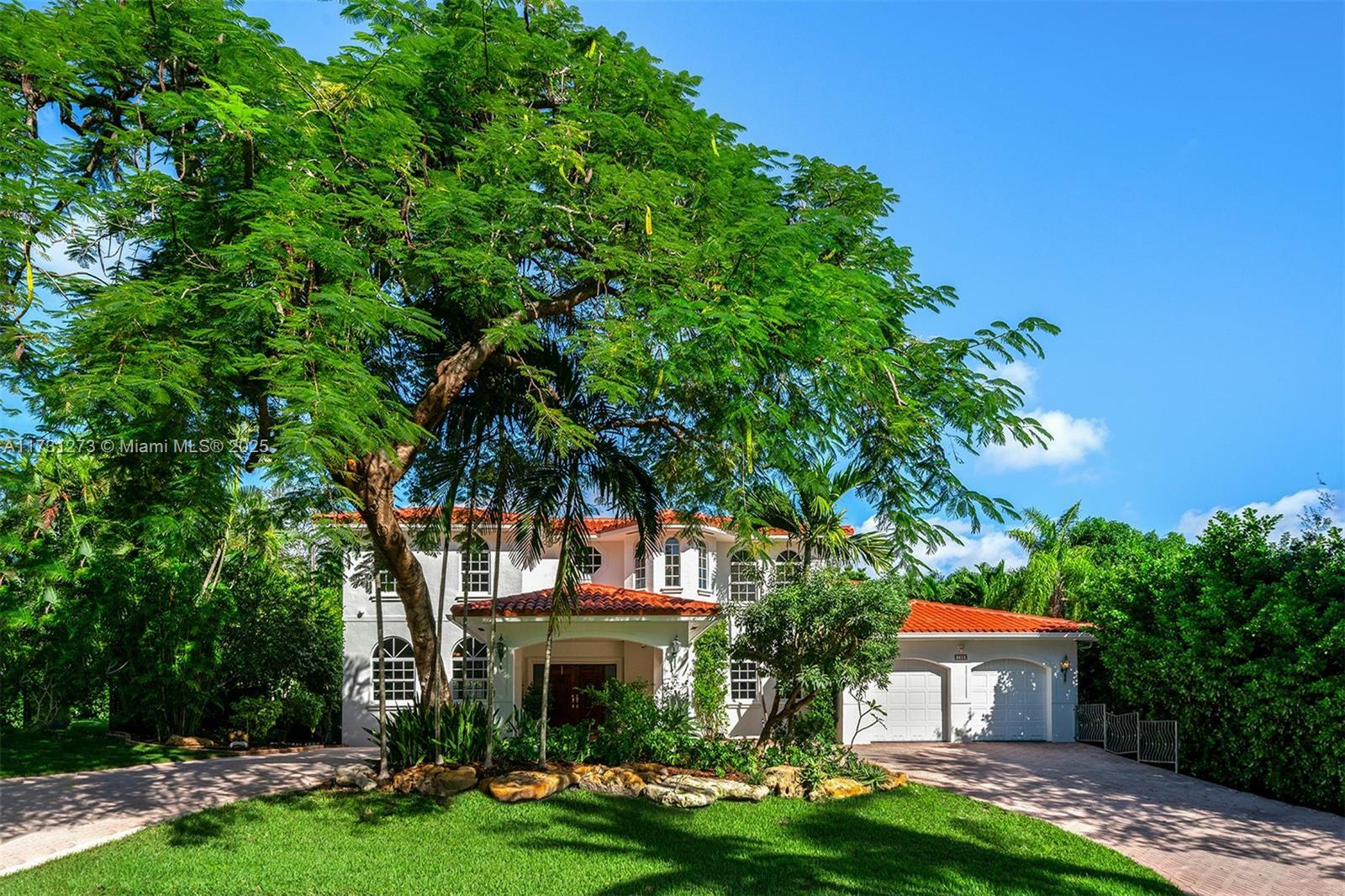 Property Photo:  145 W Sunrise Ave  FL 33133 