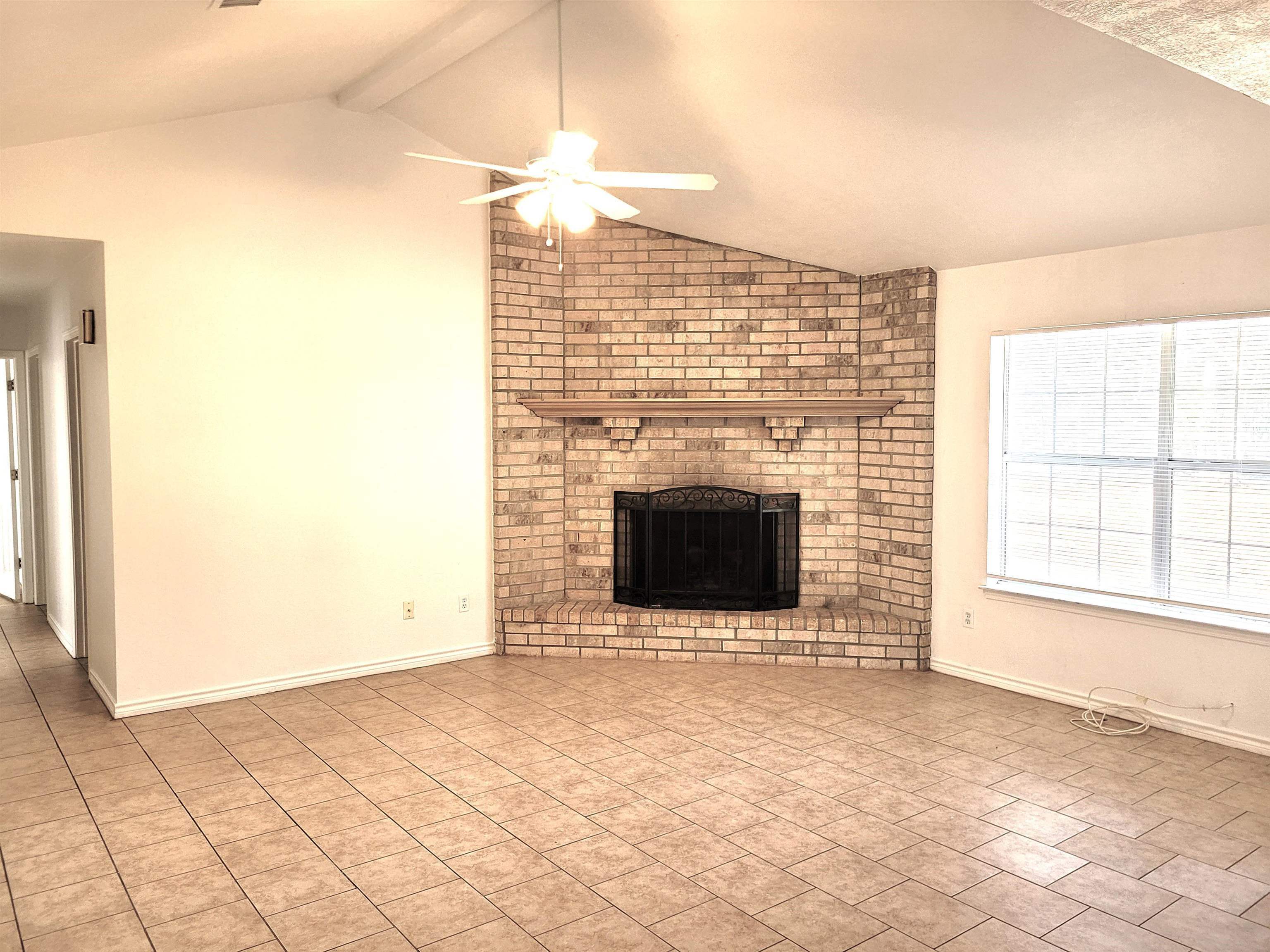 Property Photo:  109 Matthews  TX 77657 