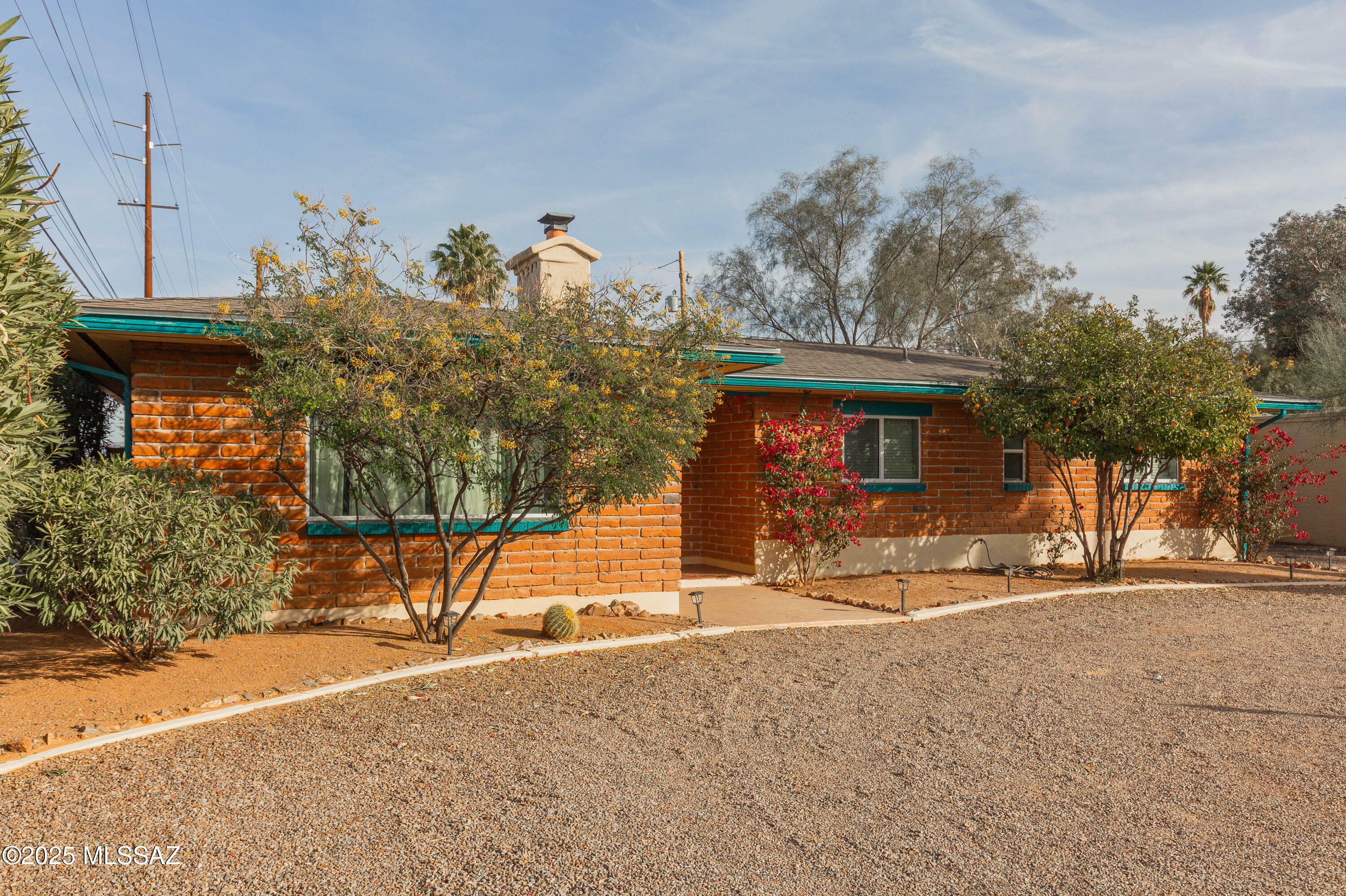 Property Photo: 103 S Bryant Avenue AZ 85711