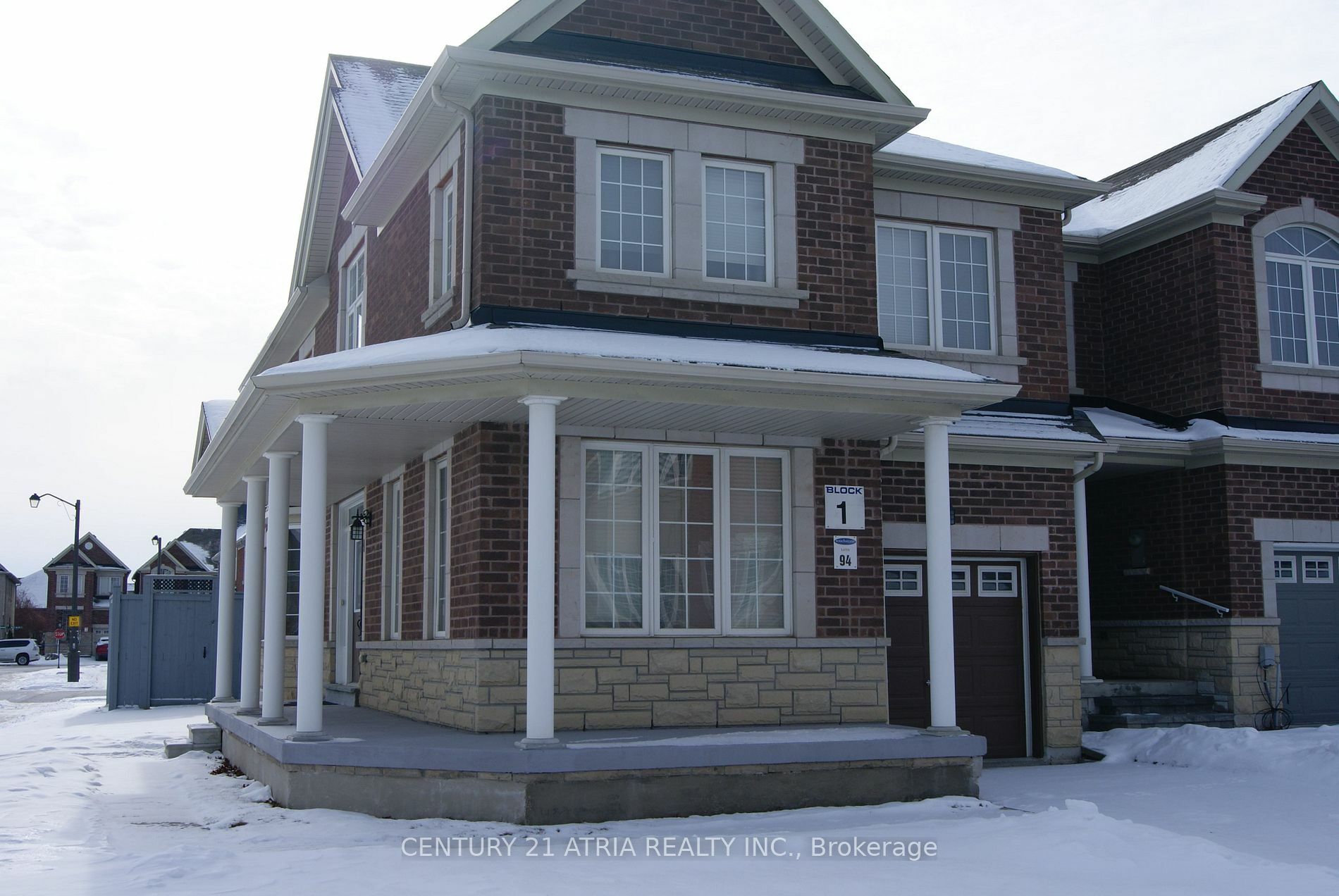 Property Photo: 1 Pacific Rim Court W ON L4E 0W8