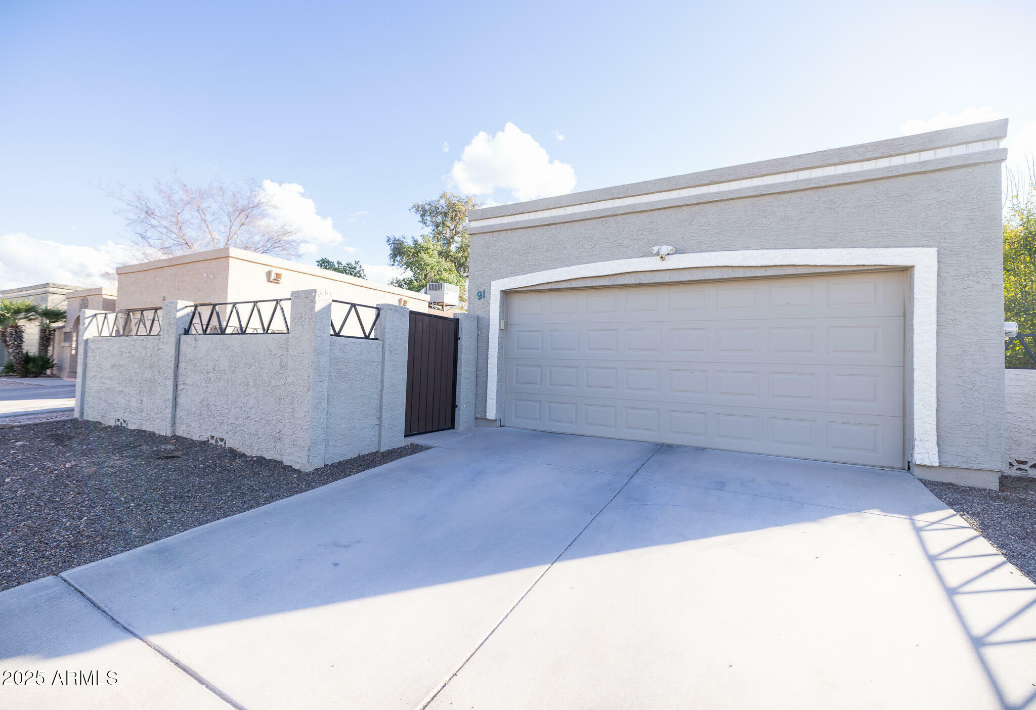 Property Photo:  619 E Jensen Street E 91  AZ 85203 