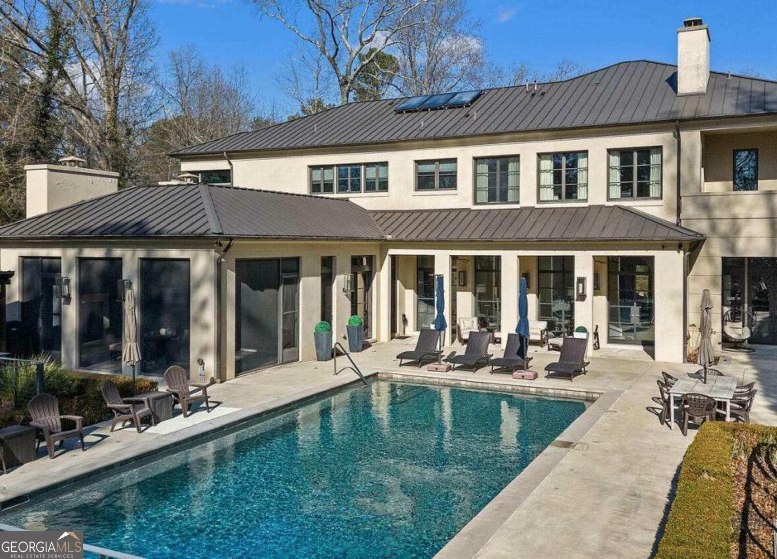 Property Photo: 1500 W Wesley Road NW GA 30327