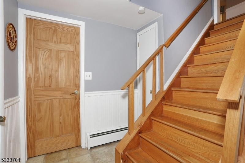 Property Photo:  65 Oakwood Dr  NJ 07456 