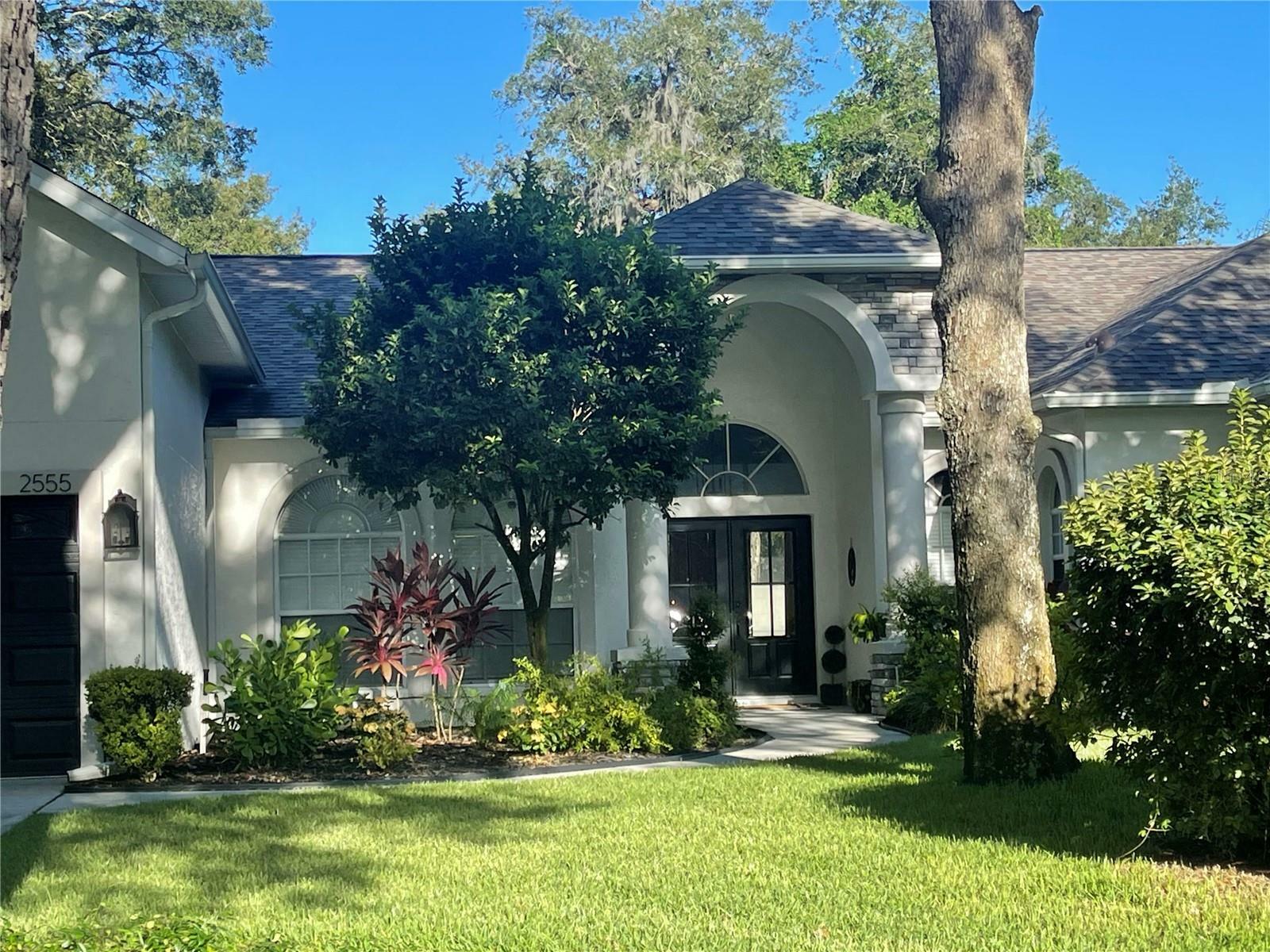 Property Photo: 2555 Regal River Road FL 33596