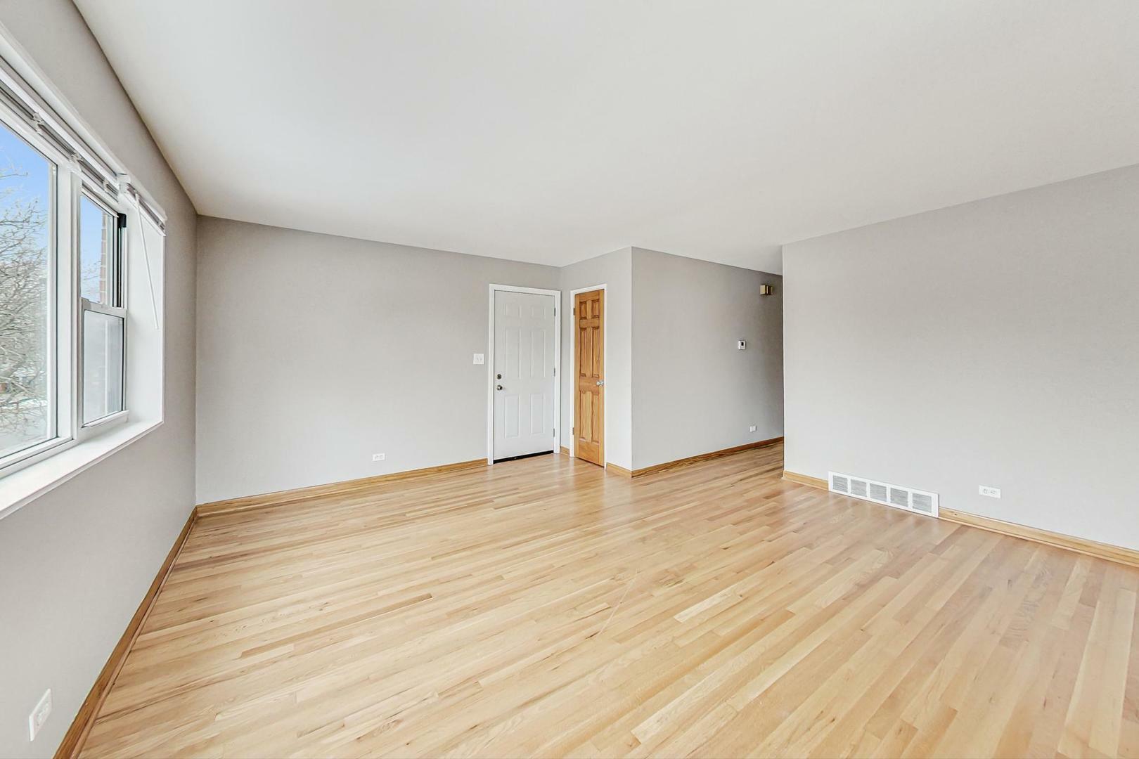 Property Photo:  507 N Westmore Avenue 2  IL 60181 