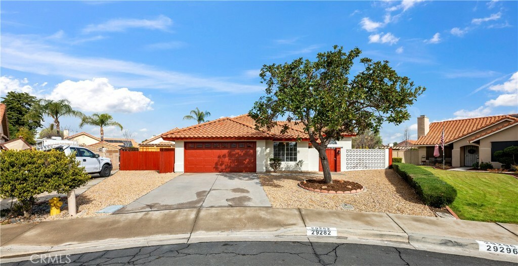 Property Photo:  29282 Knoll Court  CA 92586 