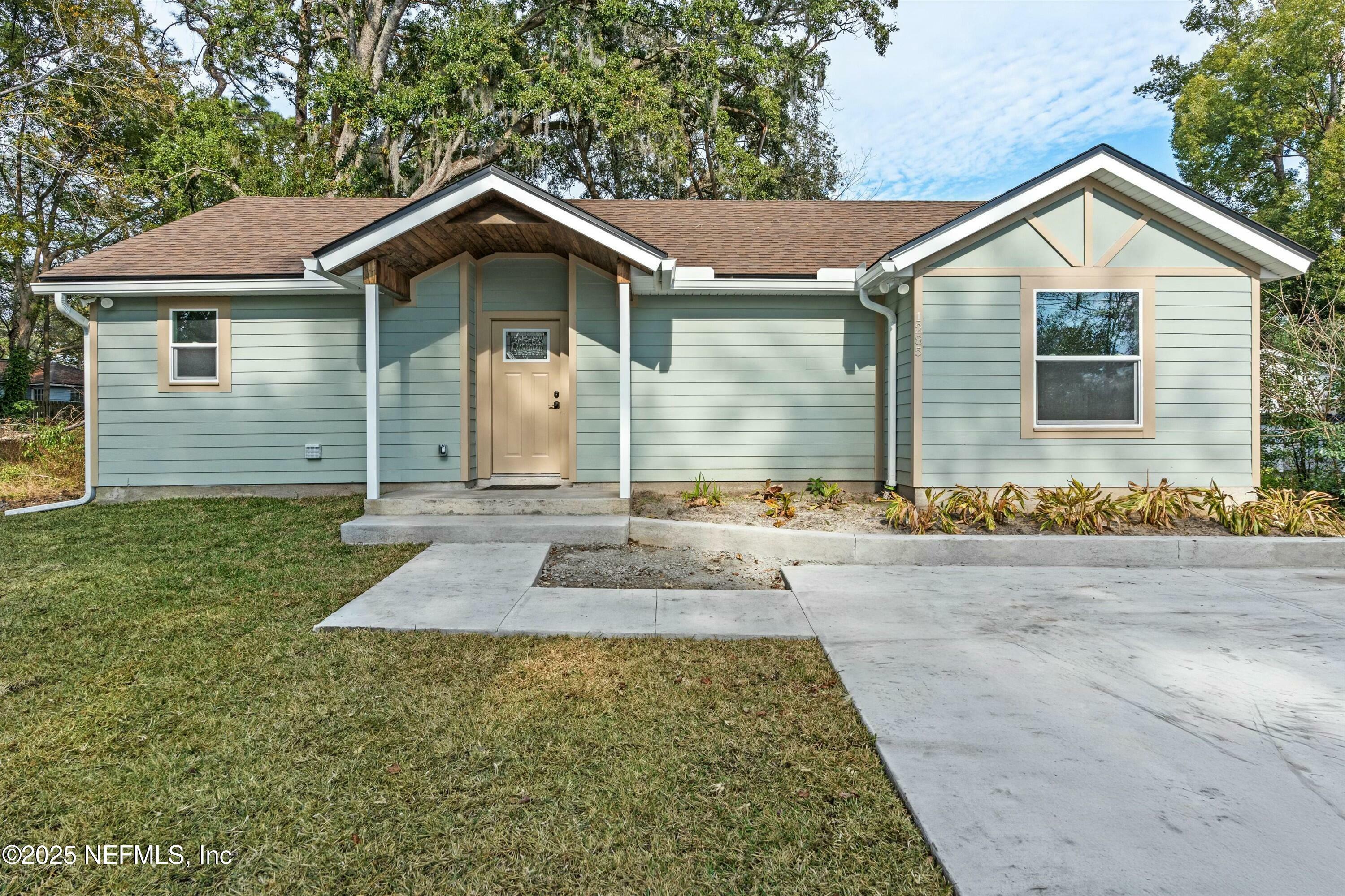 Property Photo:  1285 Azalea Drive  FL 32205 