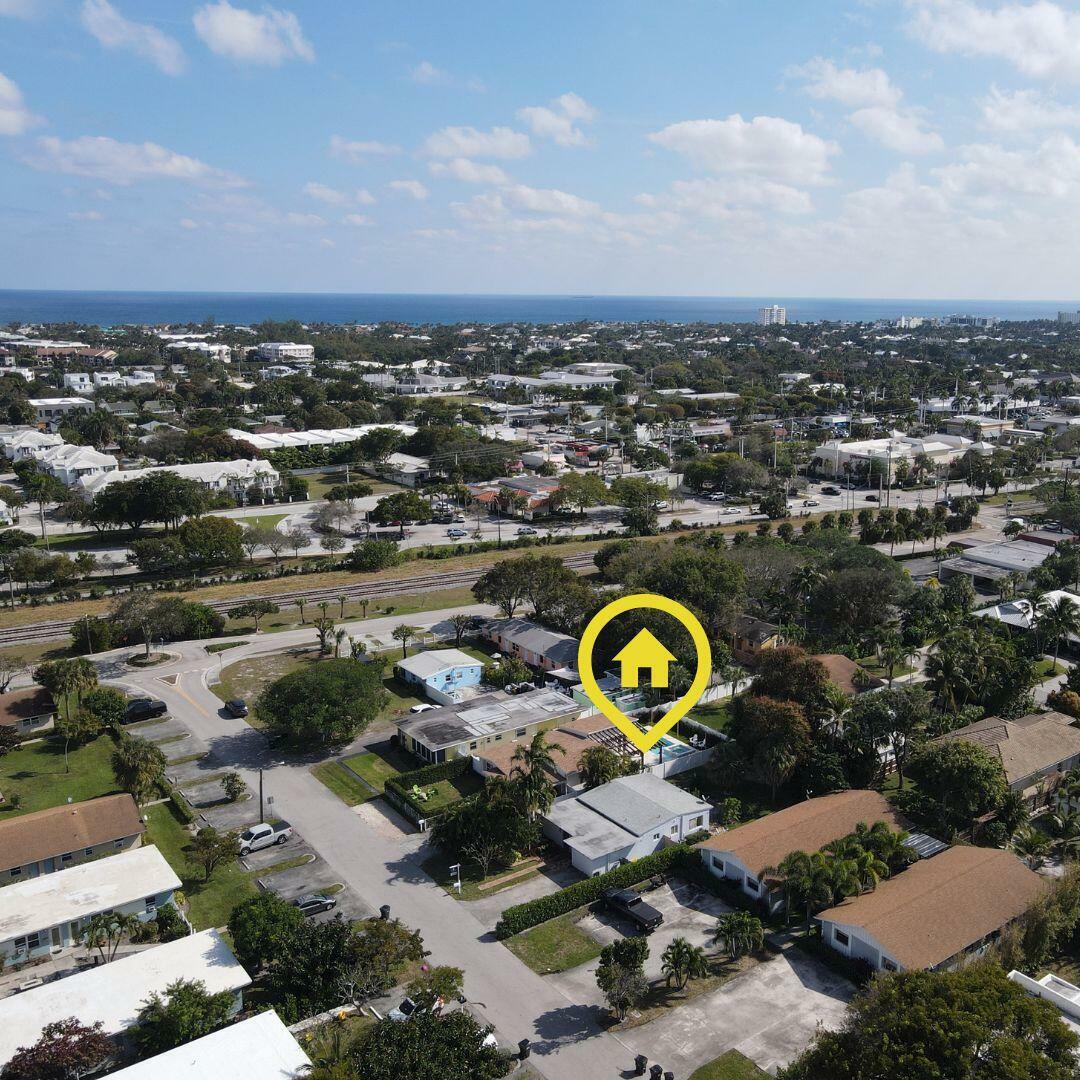 Property Photo:  246 NE 10th Street  FL 33444 